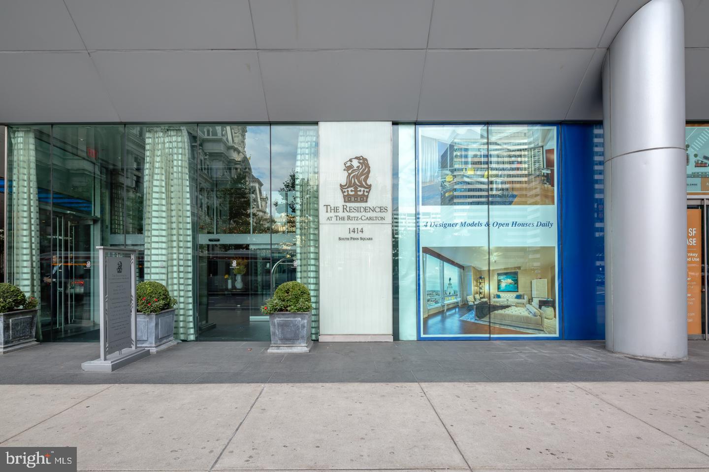 PENN SQUARE - Residential
