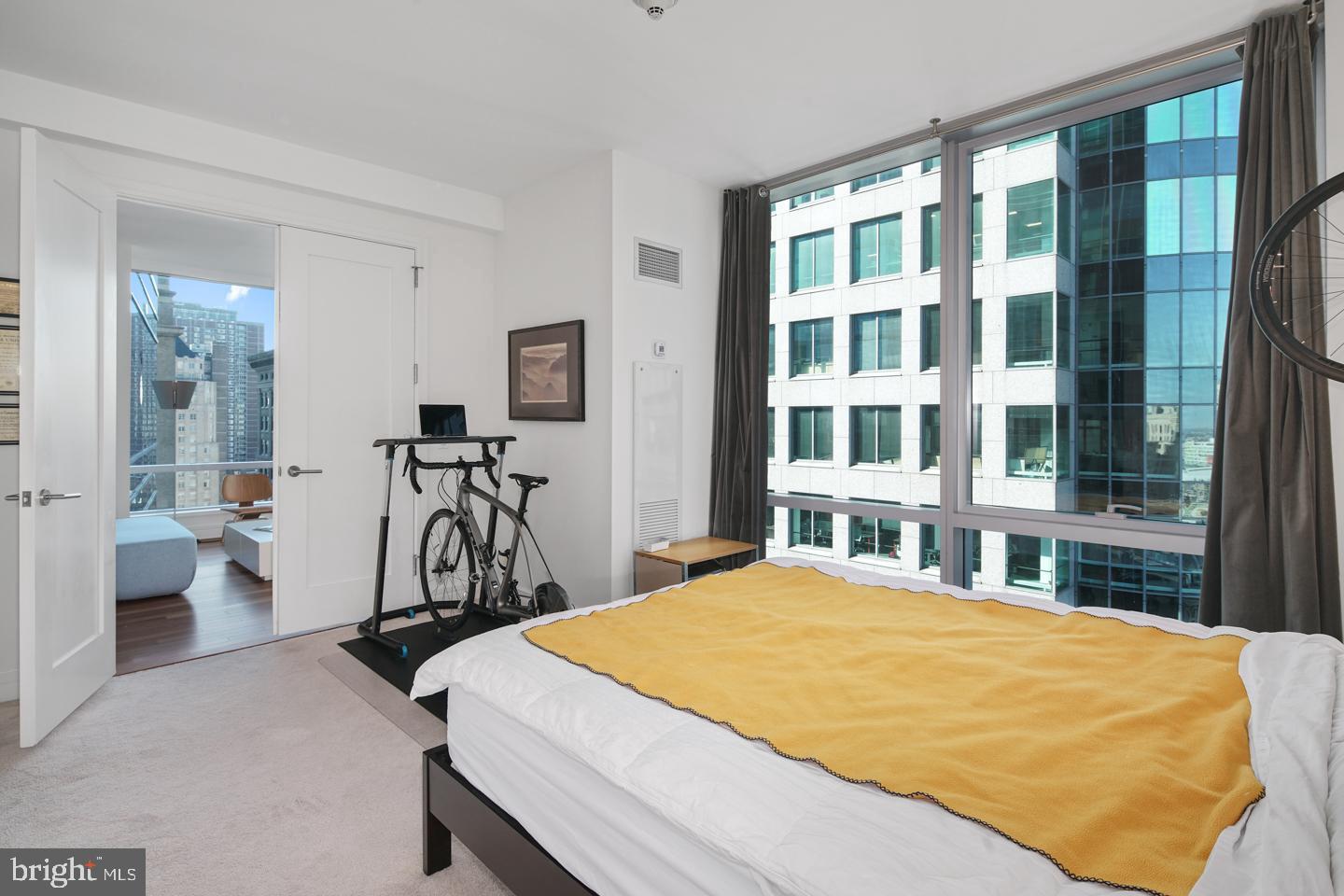 PENN SQUARE - Residential