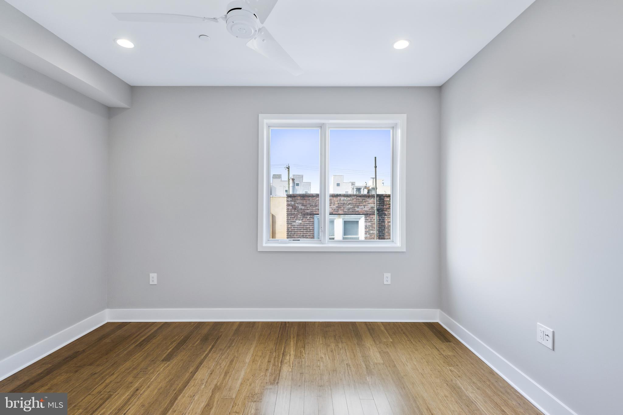 POINT BREEZE - Residential