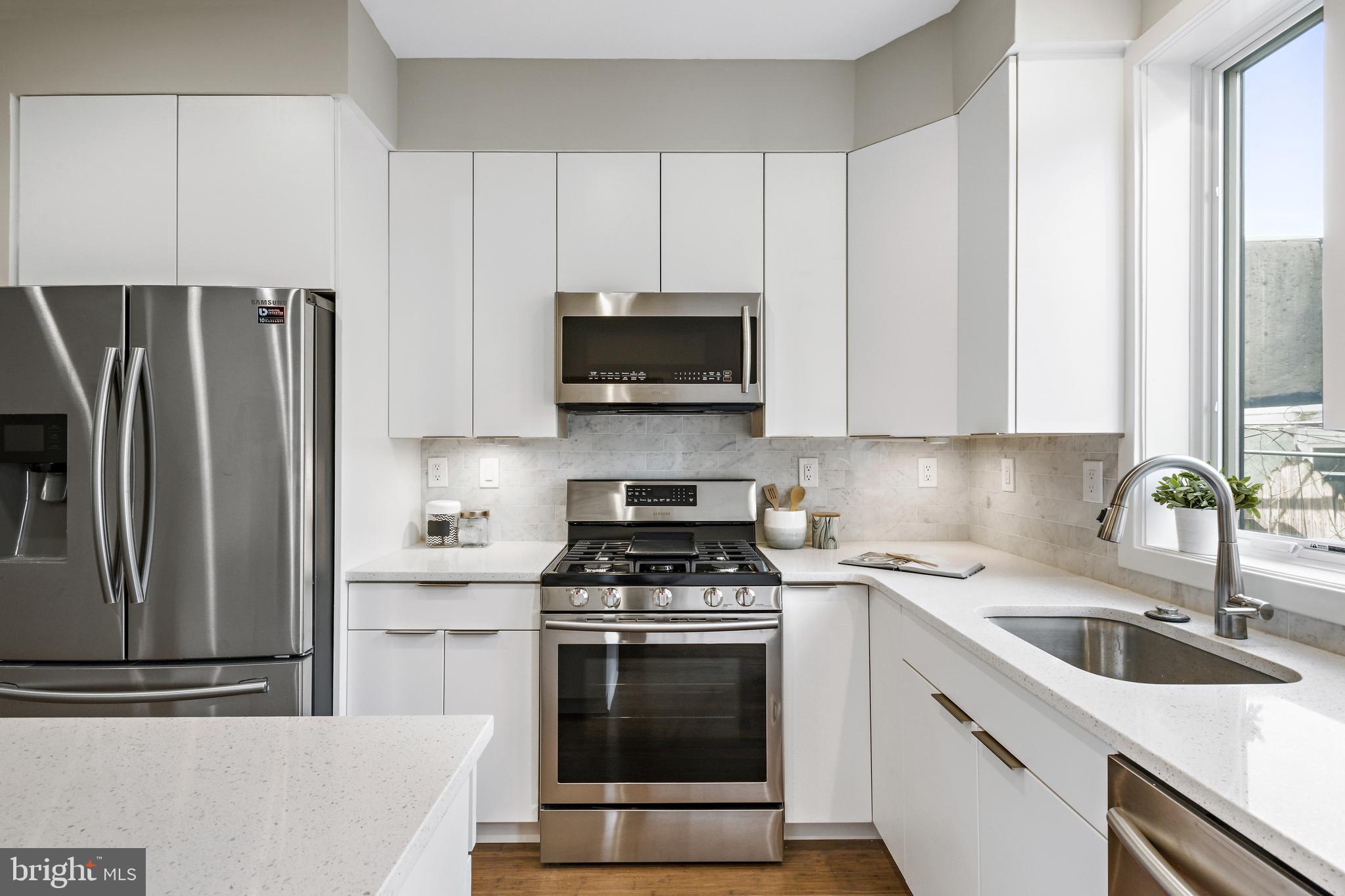POINT BREEZE - Residential