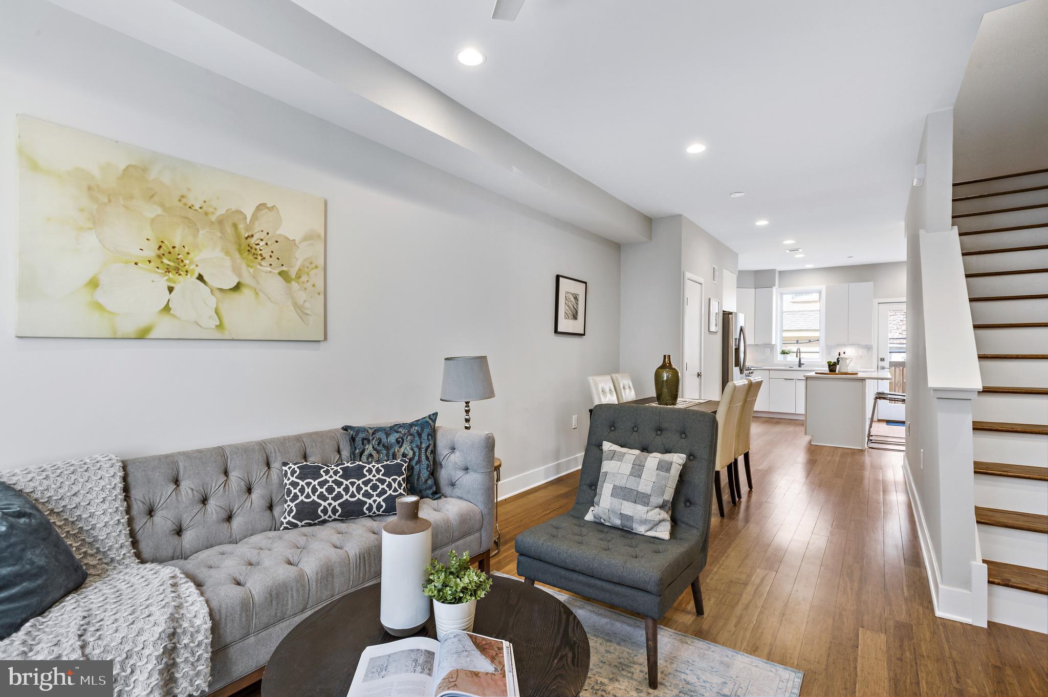 POINT BREEZE - Residential