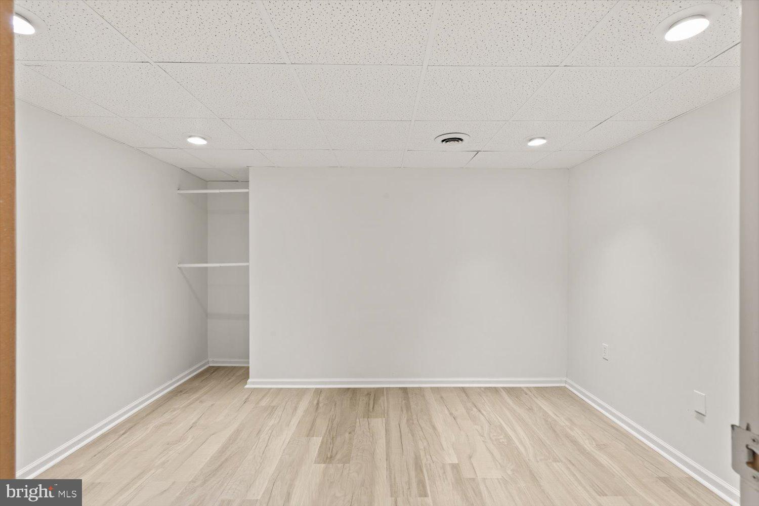 VALLEY CROSSING - Residential