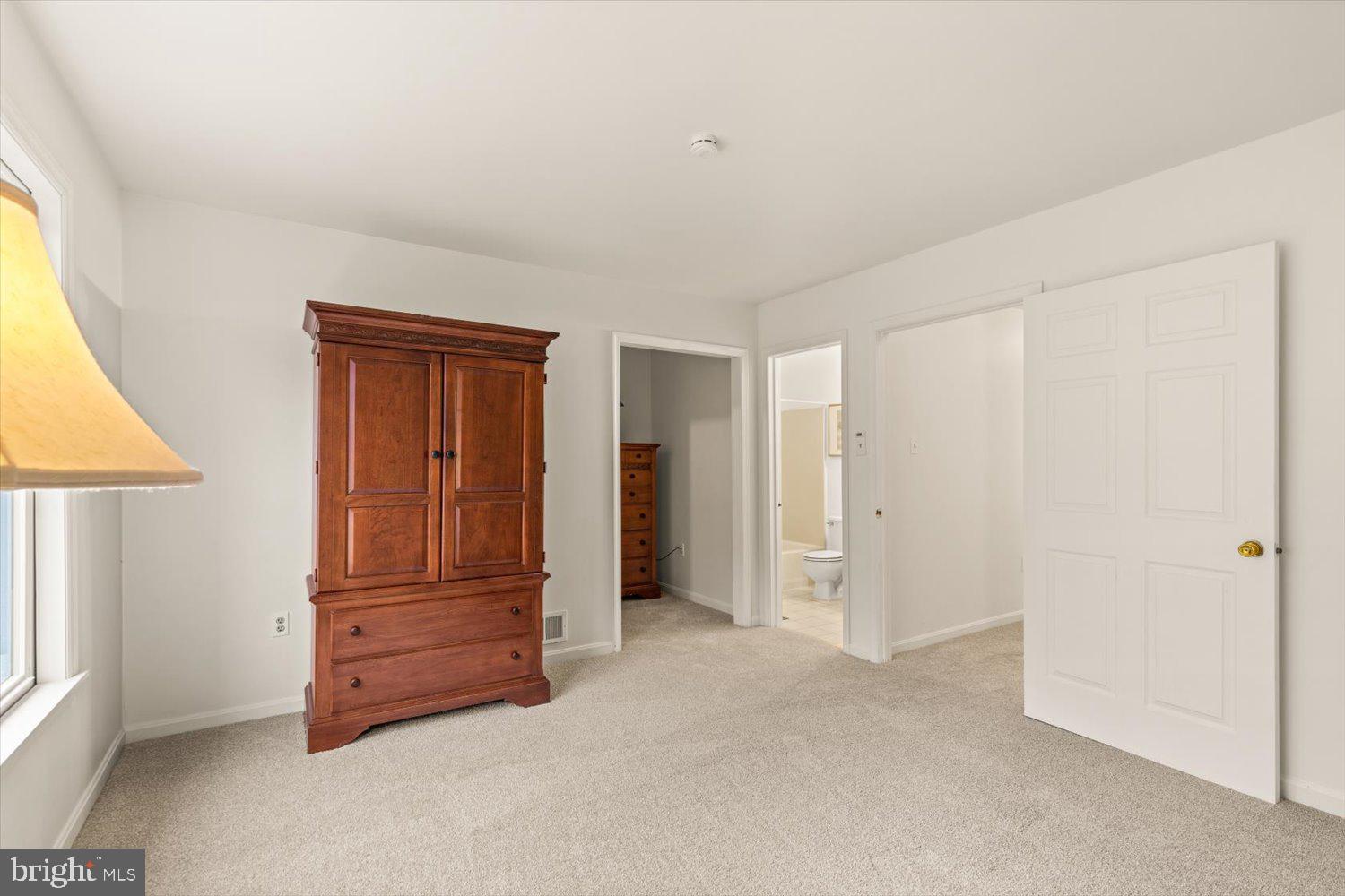 VALLEY CROSSING - Residential