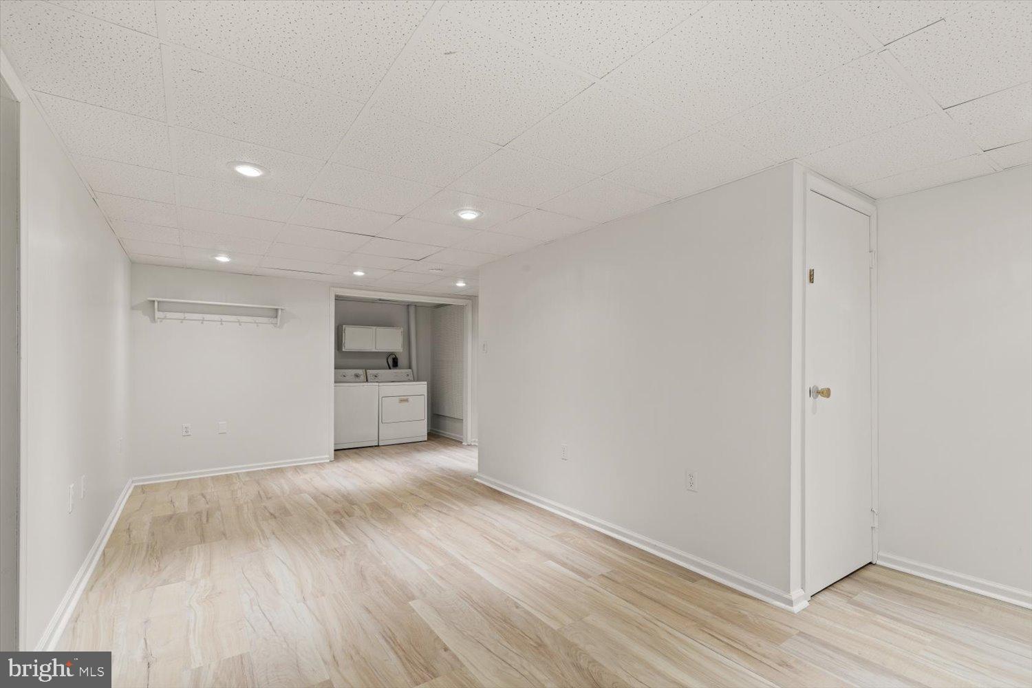 VALLEY CROSSING - Residential