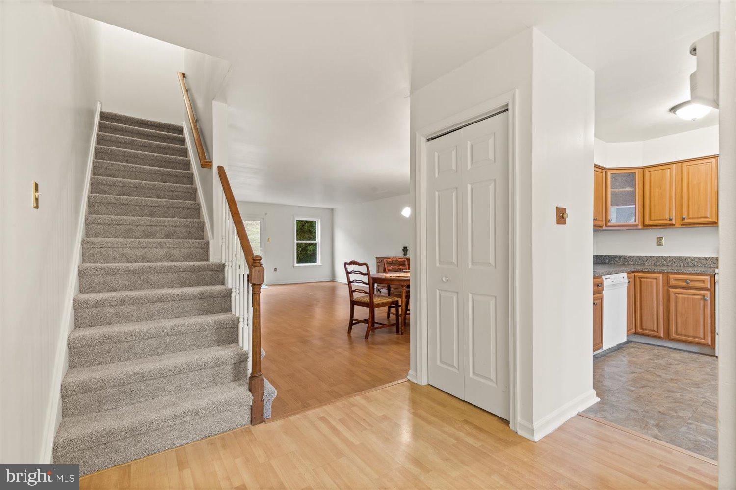 VALLEY CROSSING - Residential