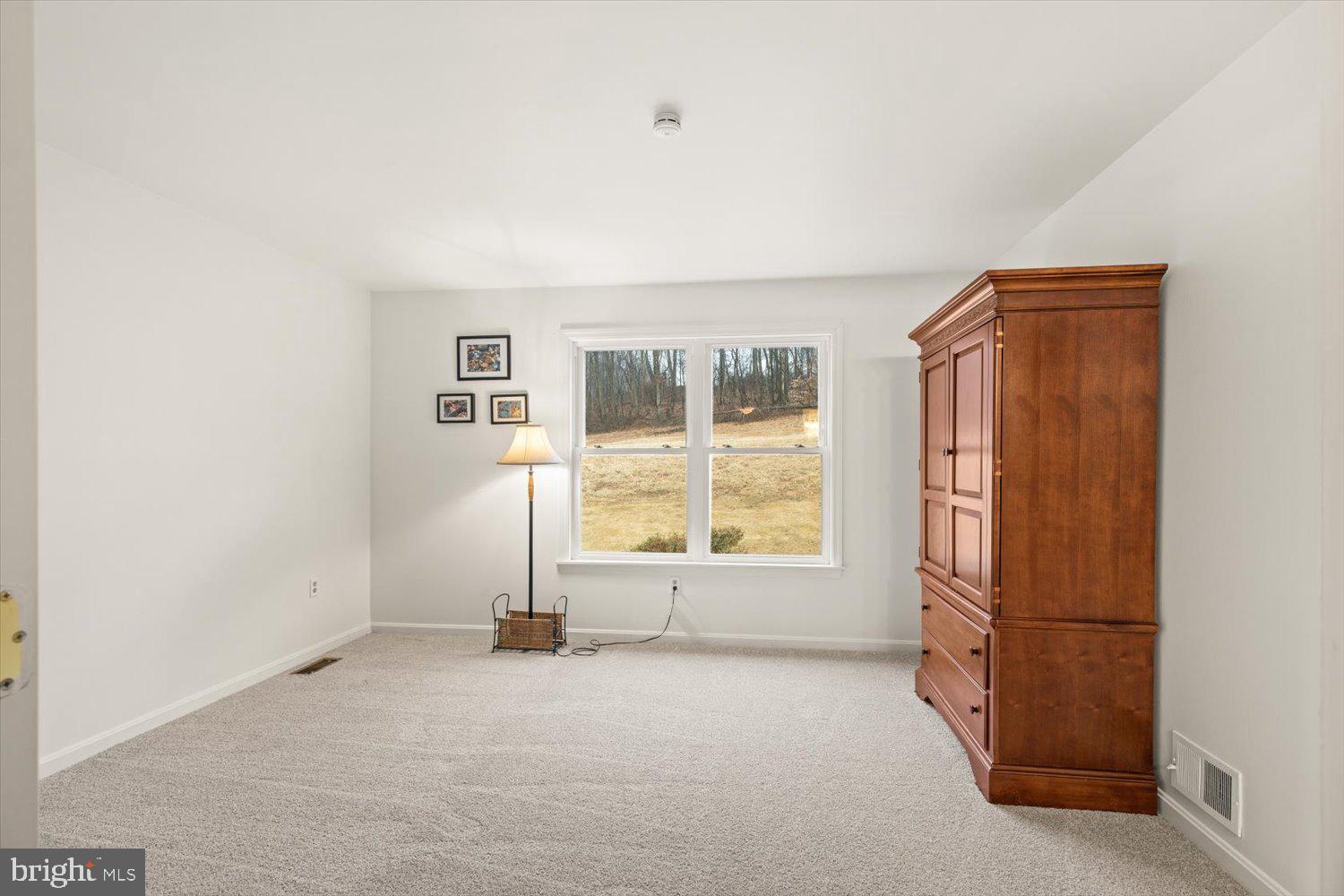 VALLEY CROSSING - Residential