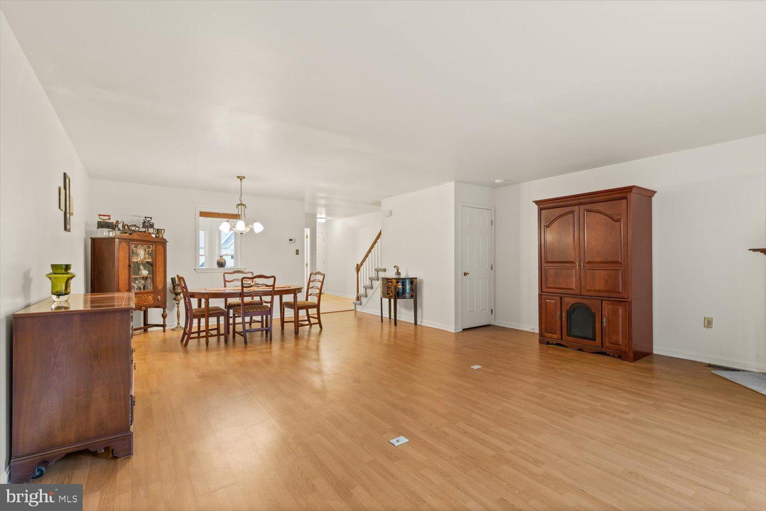 VALLEY CROSSING - Residential