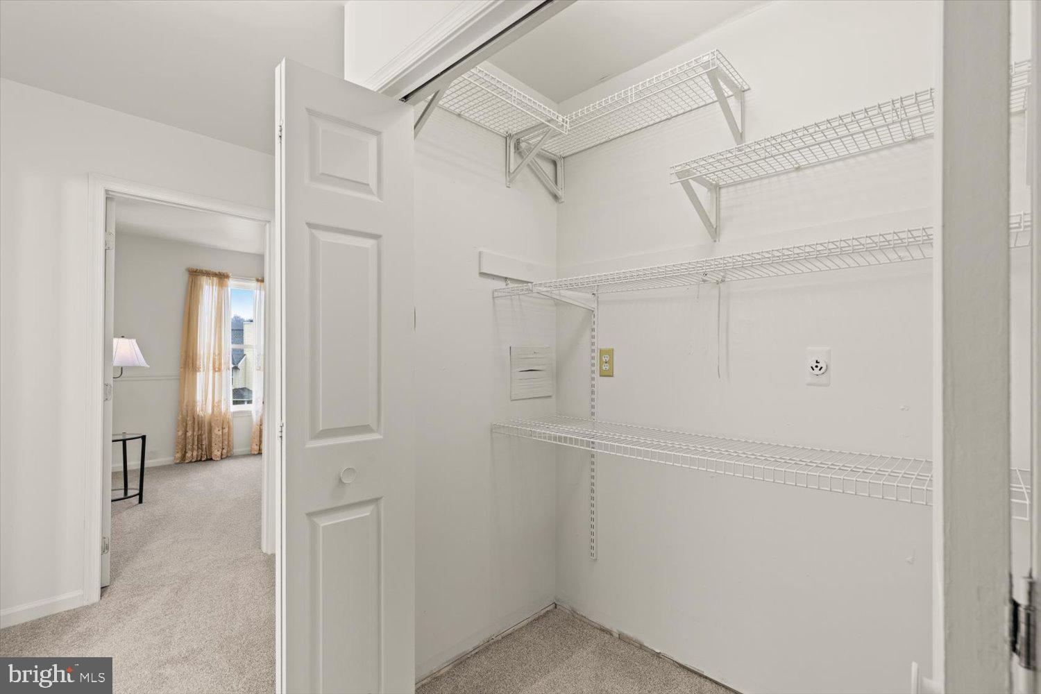 VALLEY CROSSING - Residential