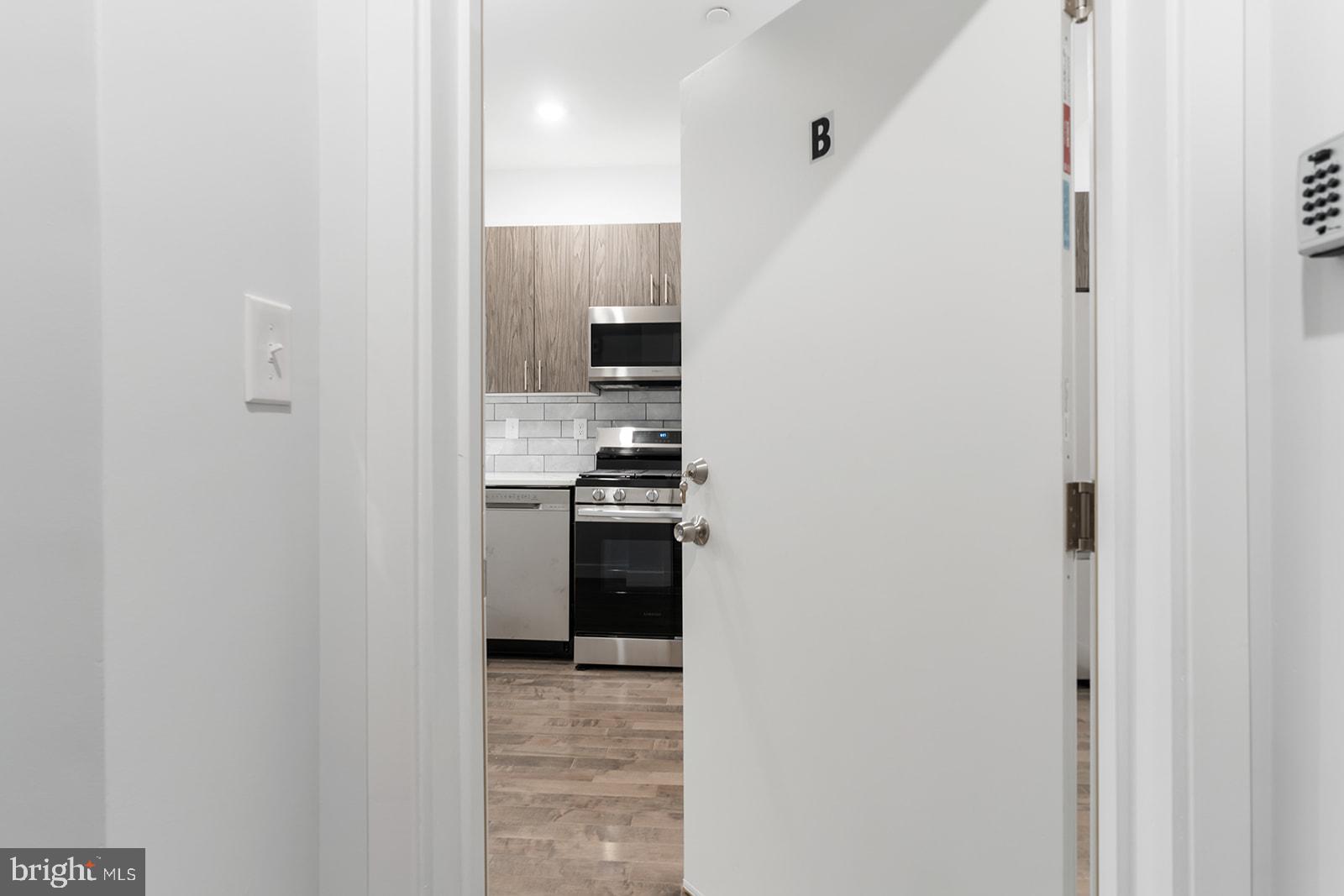 NORRIS SQUARE - Residential Lease