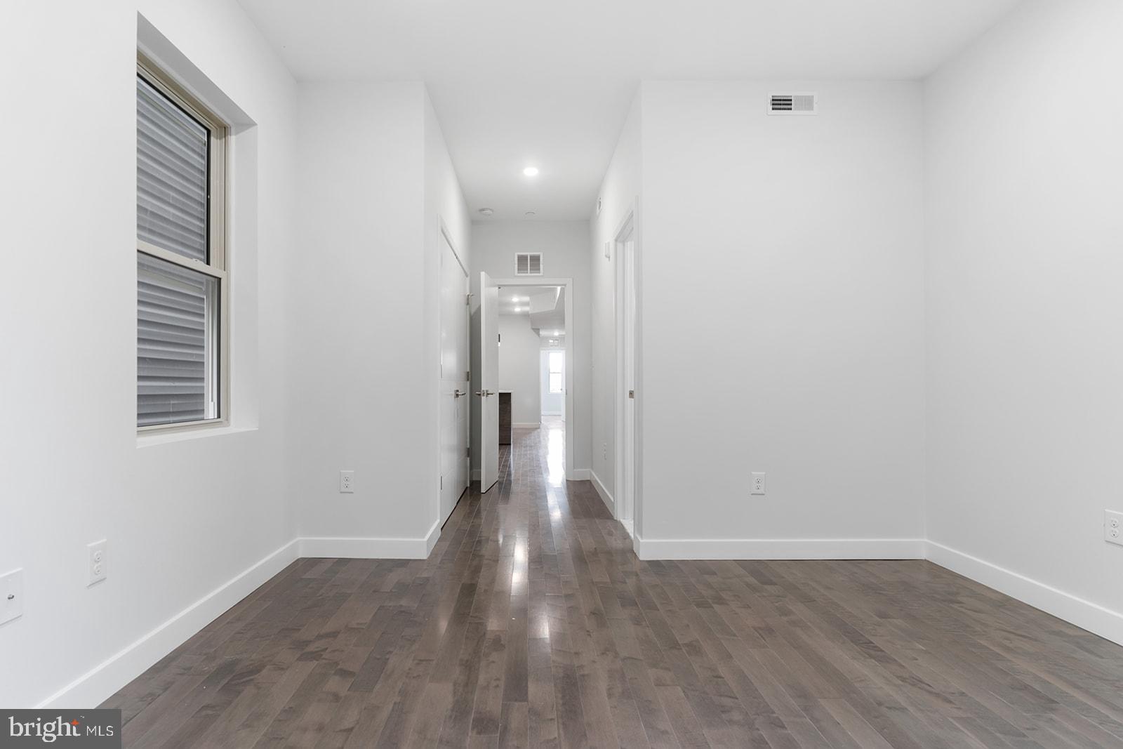 NORRIS SQUARE - Residential Lease