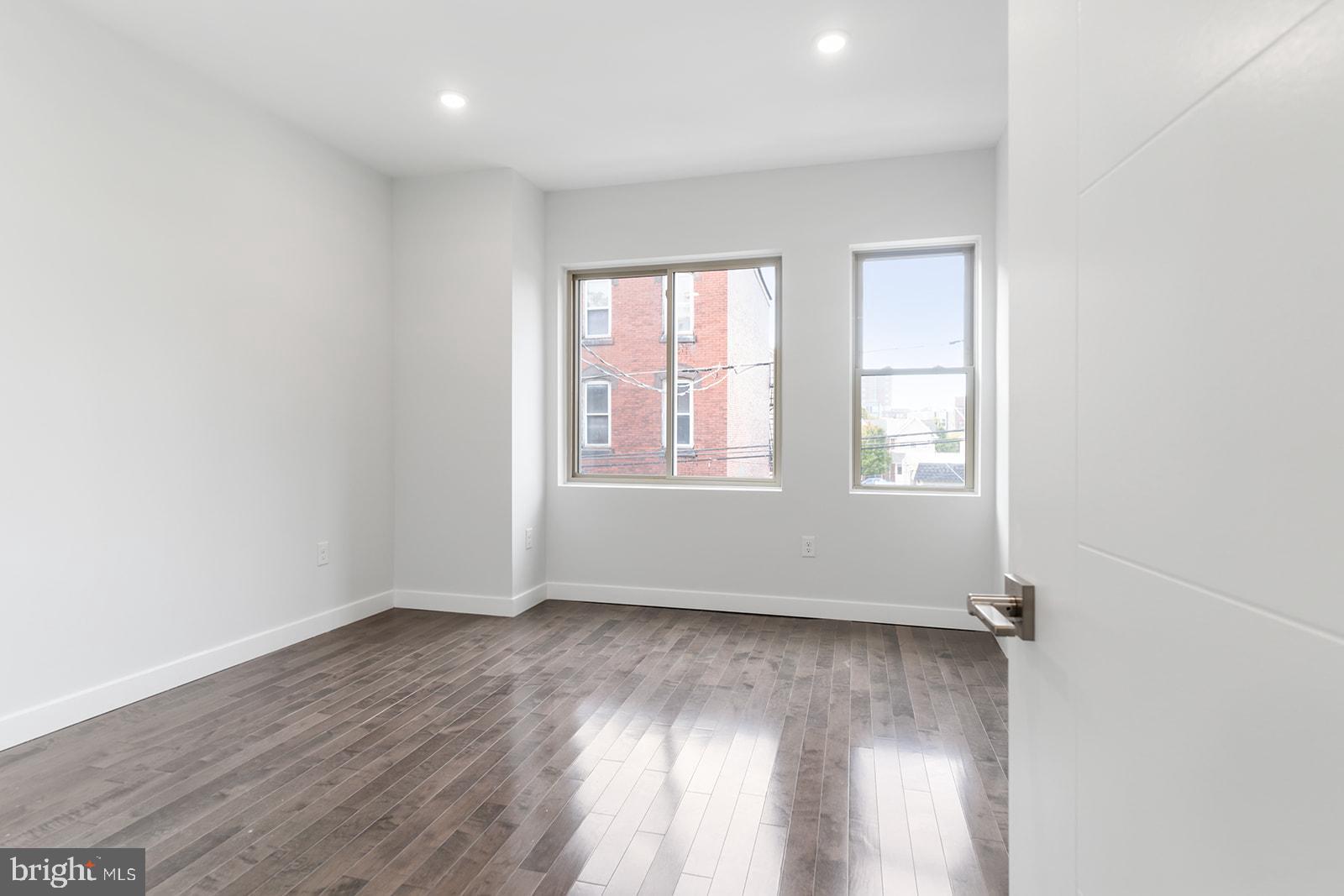 NORRIS SQUARE - Residential Lease