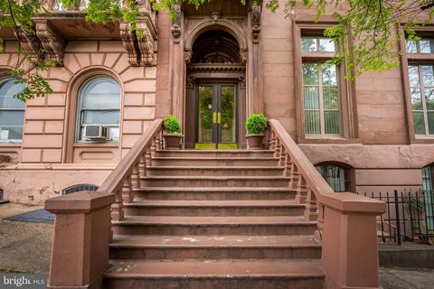 12 E MOUNT VERNON PLACE 10 BALTIMORE MD 21202