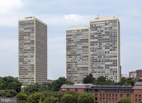 Photo of 210 Locust St #7BW, PHILADELPHIA, PA 19106 (MLS # PAPH2559264)