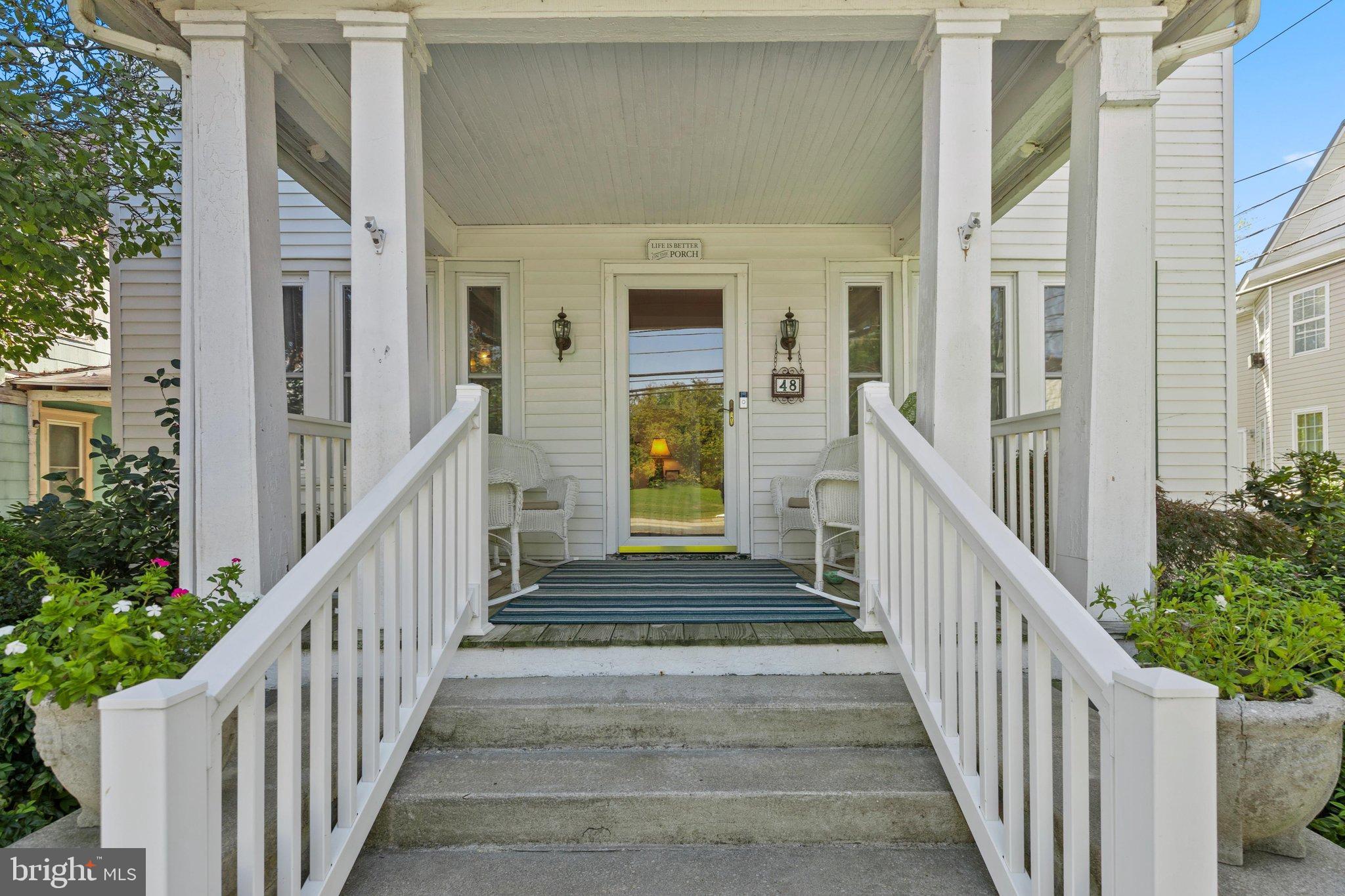 48 W CHURCH STREET W
