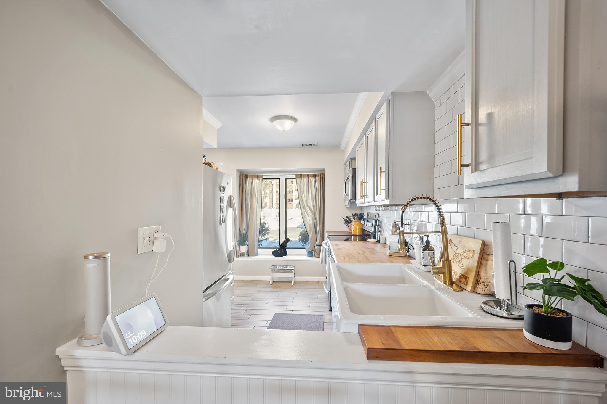 JEN VUE - Residential