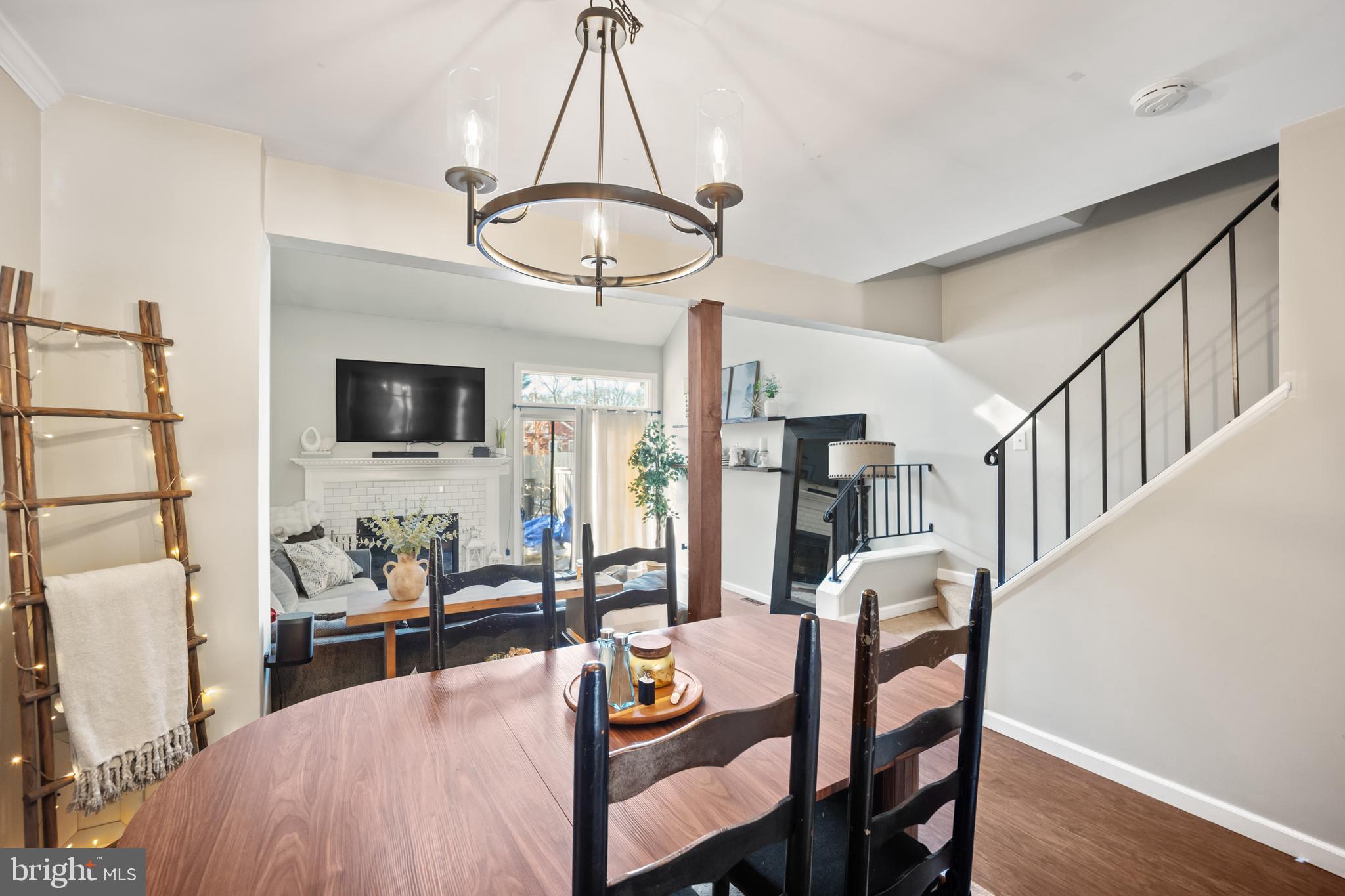 JEN VUE - Residential