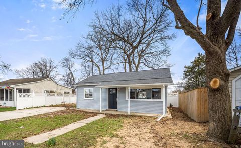 Homes For Sale - 103 Glider Drive<br/> MIDDLE RIVER, MD 21220