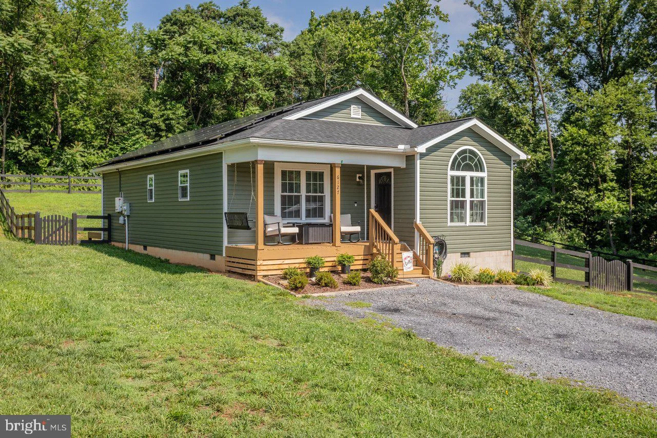 6127 Moore Avenue, Mount Jackson, VA, 22842