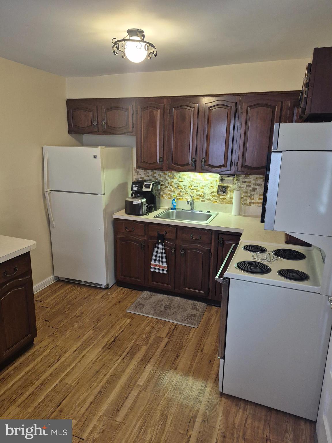 SOMERTON - Residential