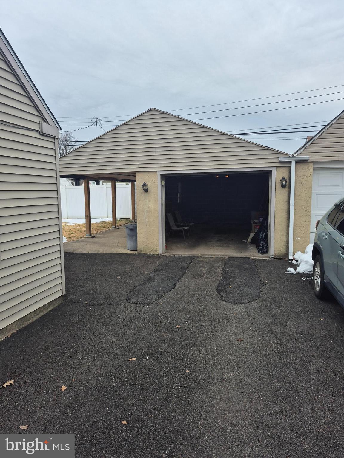 SOMERTON - Residential