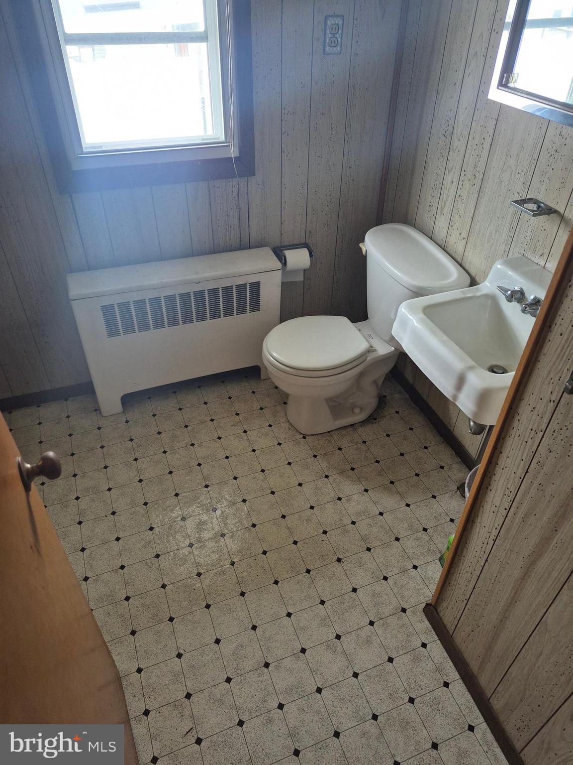 SOMERTON - Residential