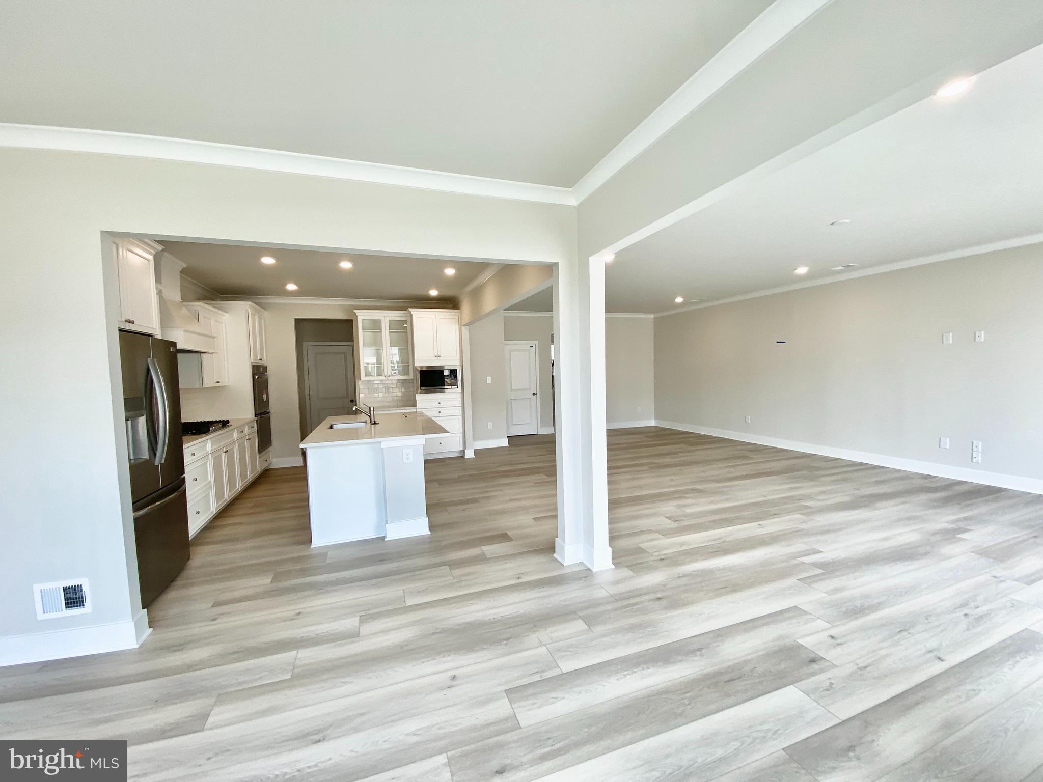 29316 OXFORD DRIVE