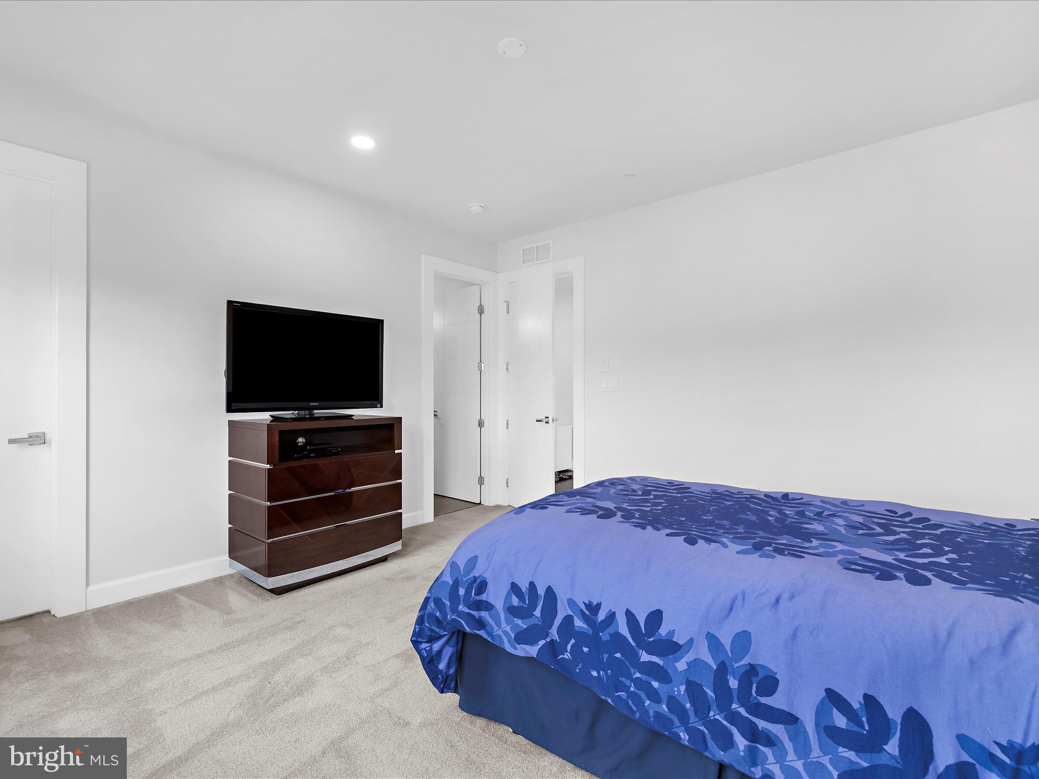 MAPLE LAWN SOUTH - Residential