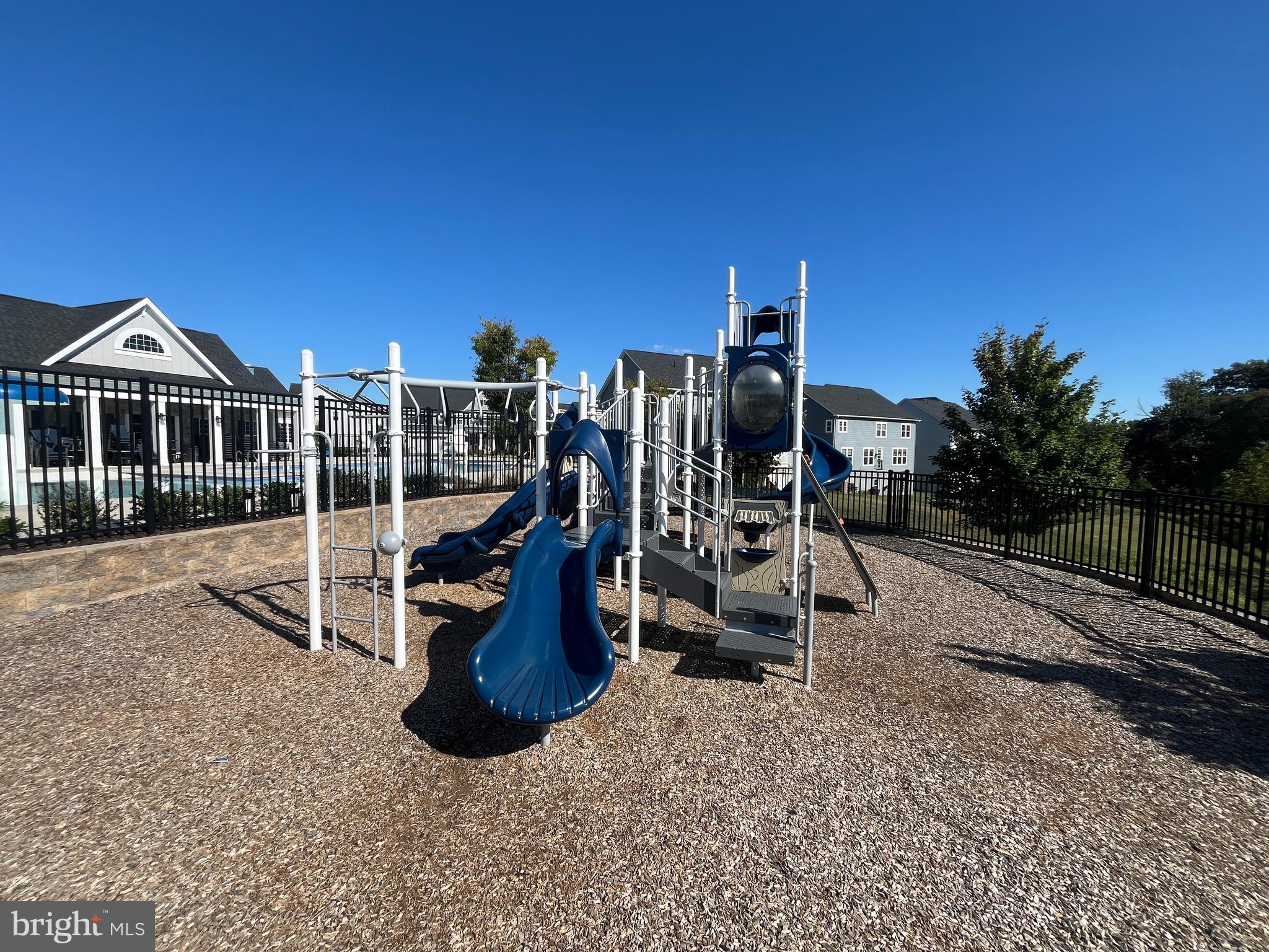 MAPLE LAWN SOUTH - Residential