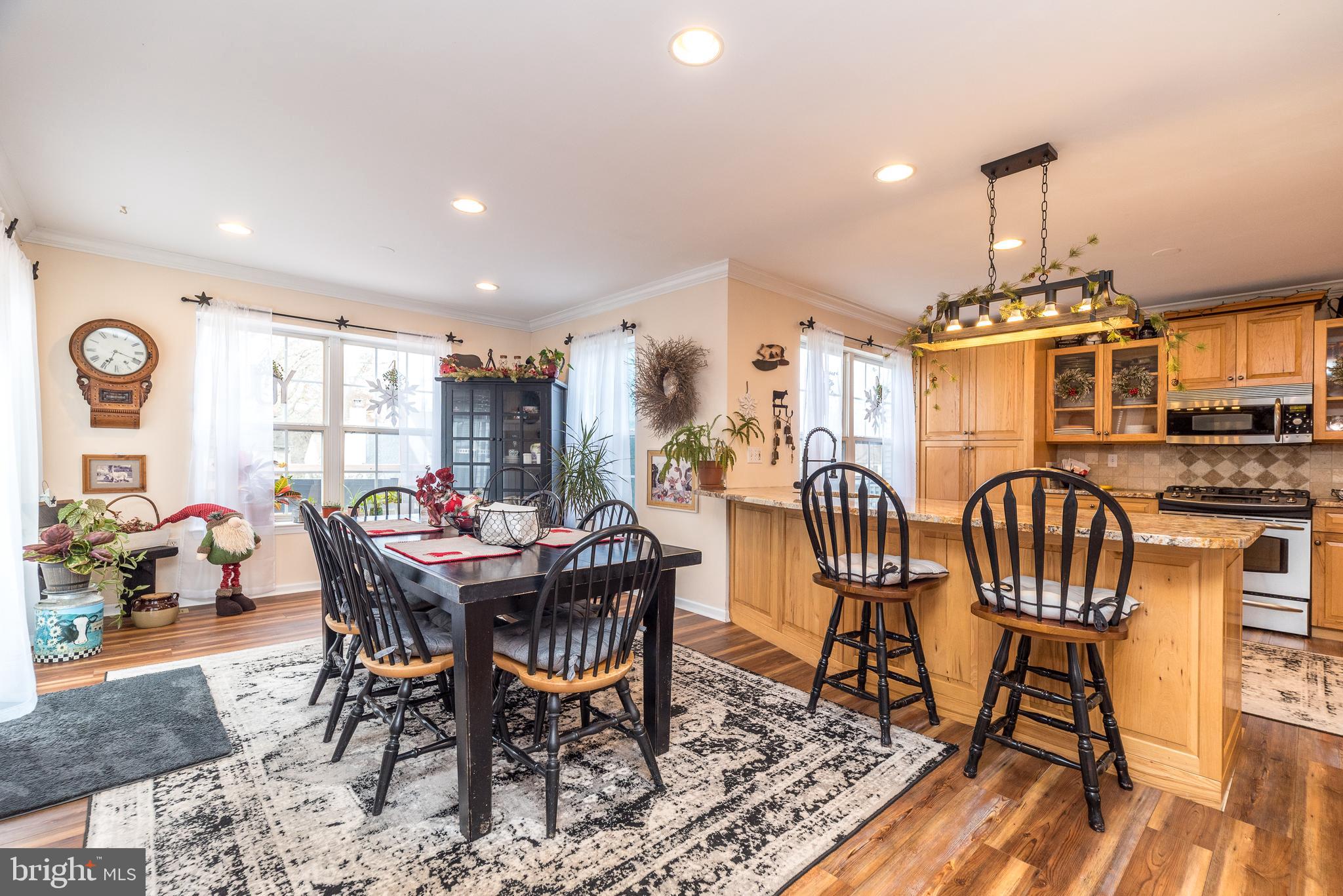 BUCKINGHAM SQ - Residential