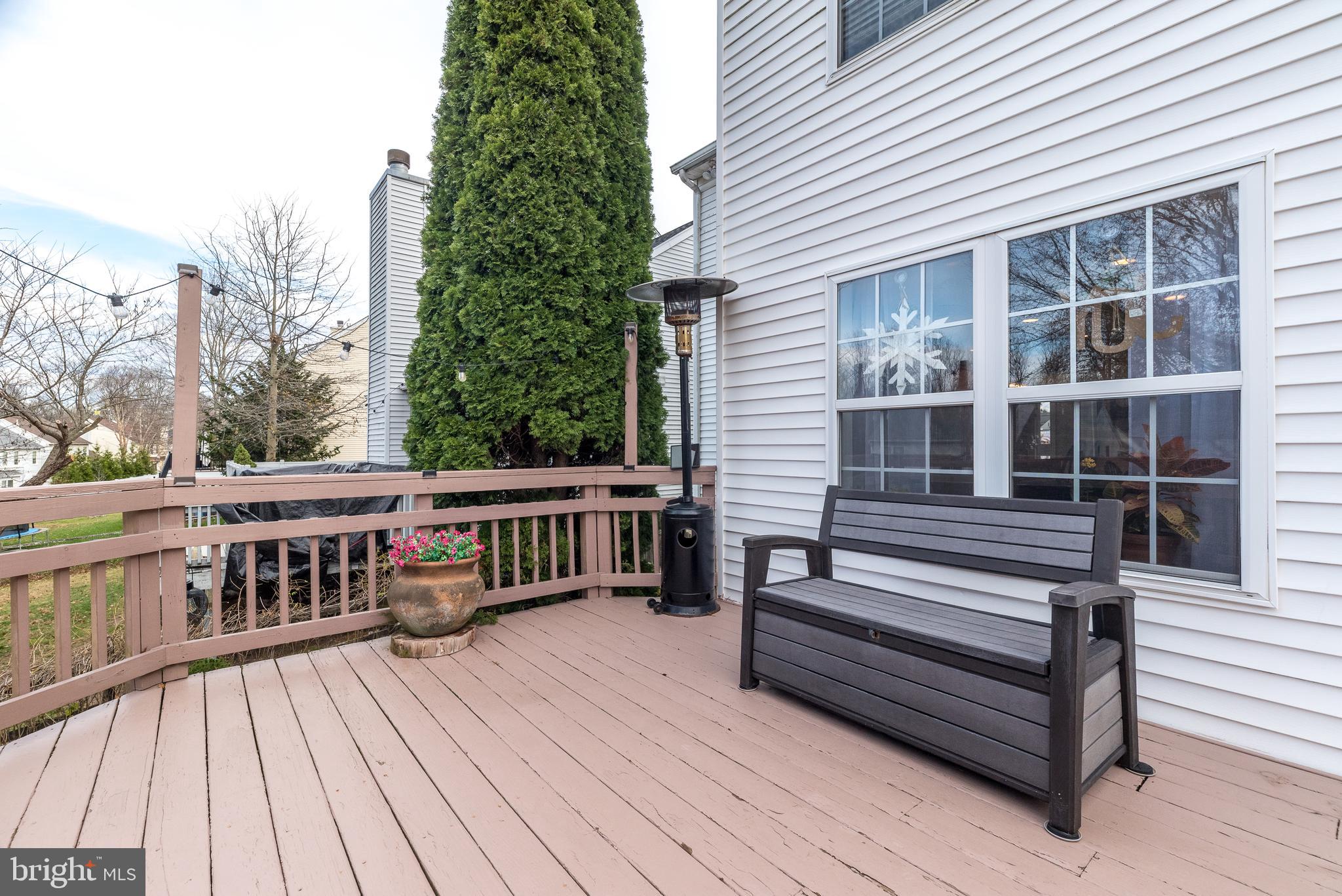 BUCKINGHAM SQ - Residential