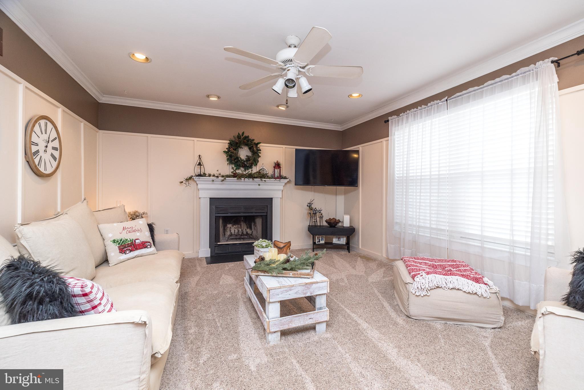 BUCKINGHAM SQ - Residential