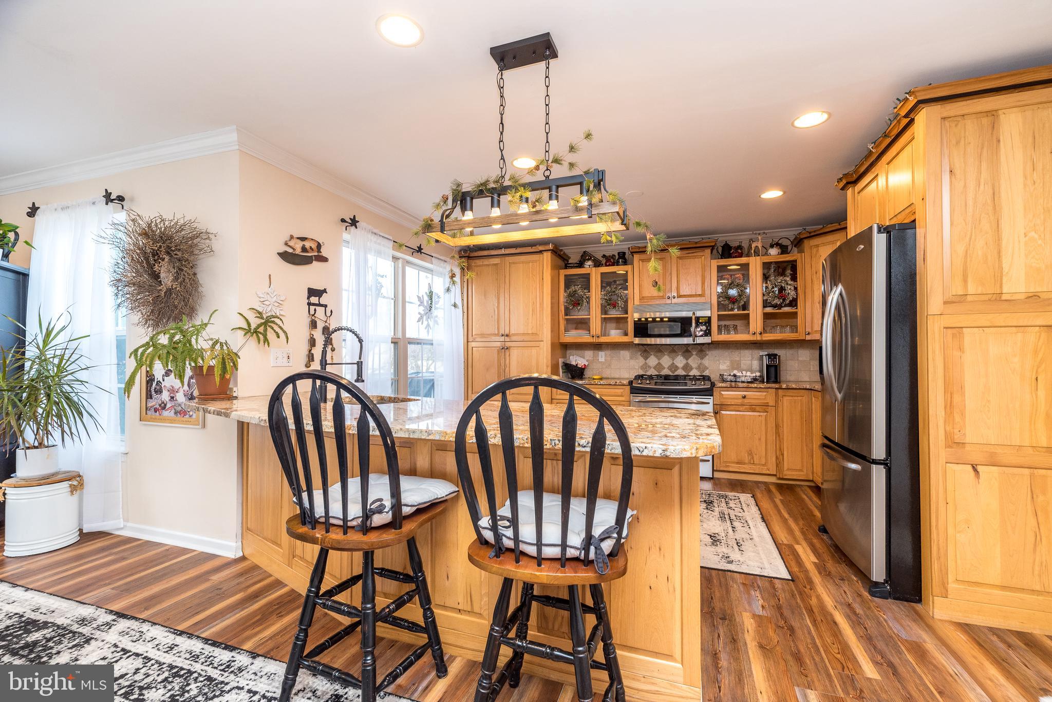 4221 SIR ANDREW CIRCLE