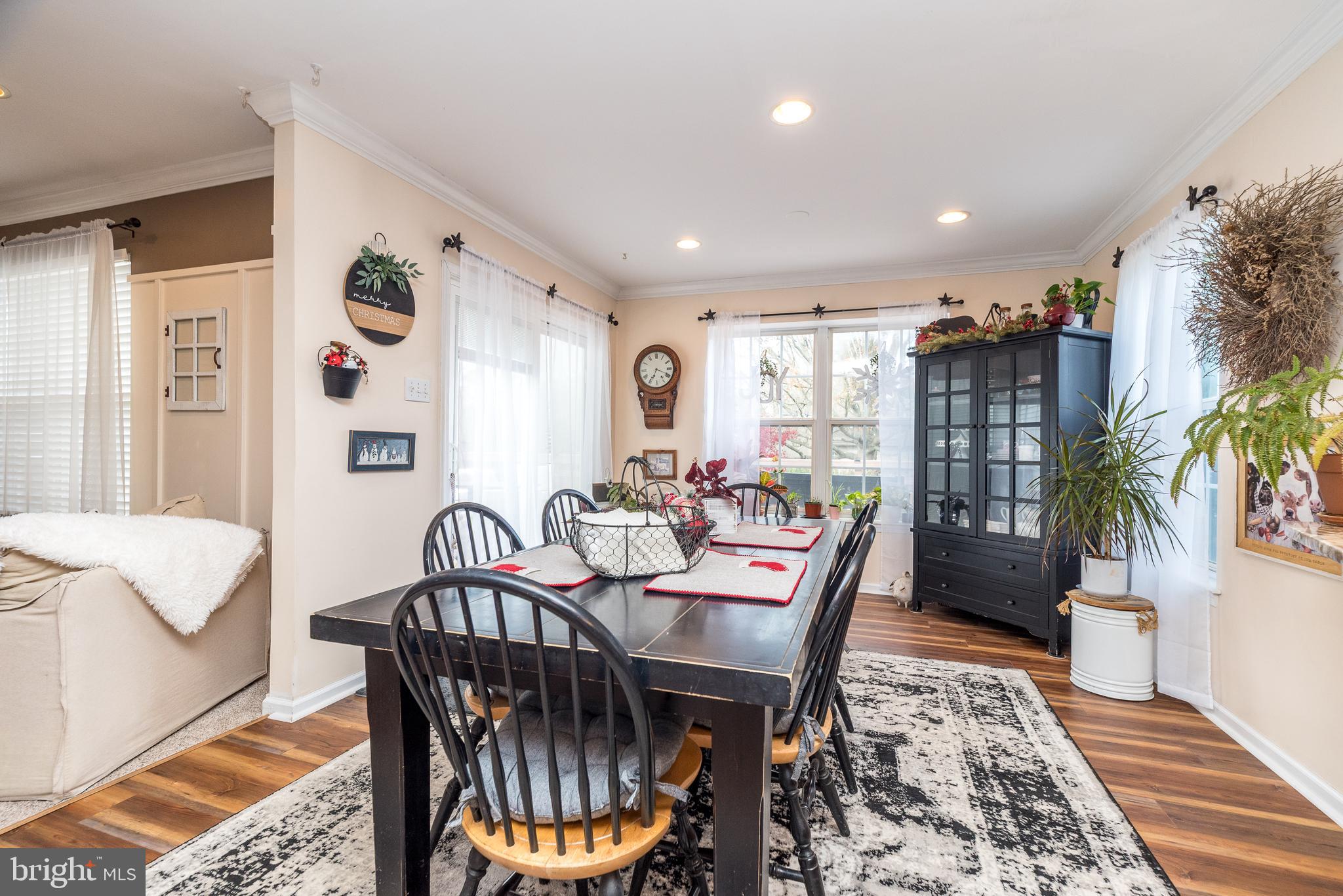 BUCKINGHAM SQ - Residential