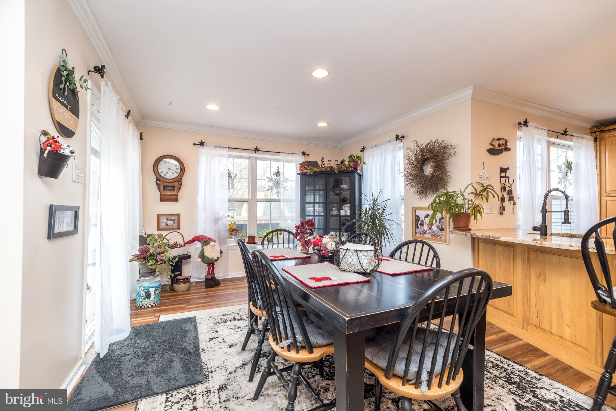 BUCKINGHAM SQ - Residential