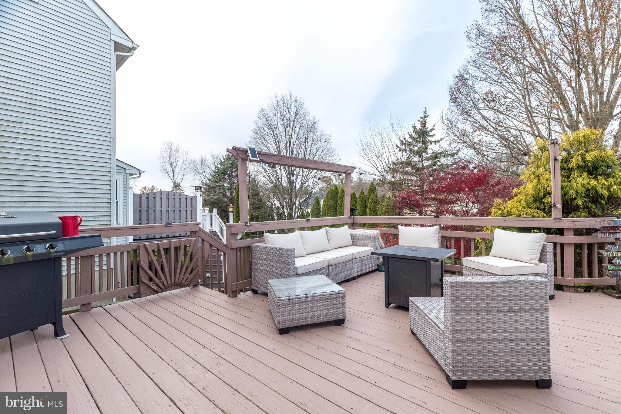 BUCKINGHAM SQ - Residential