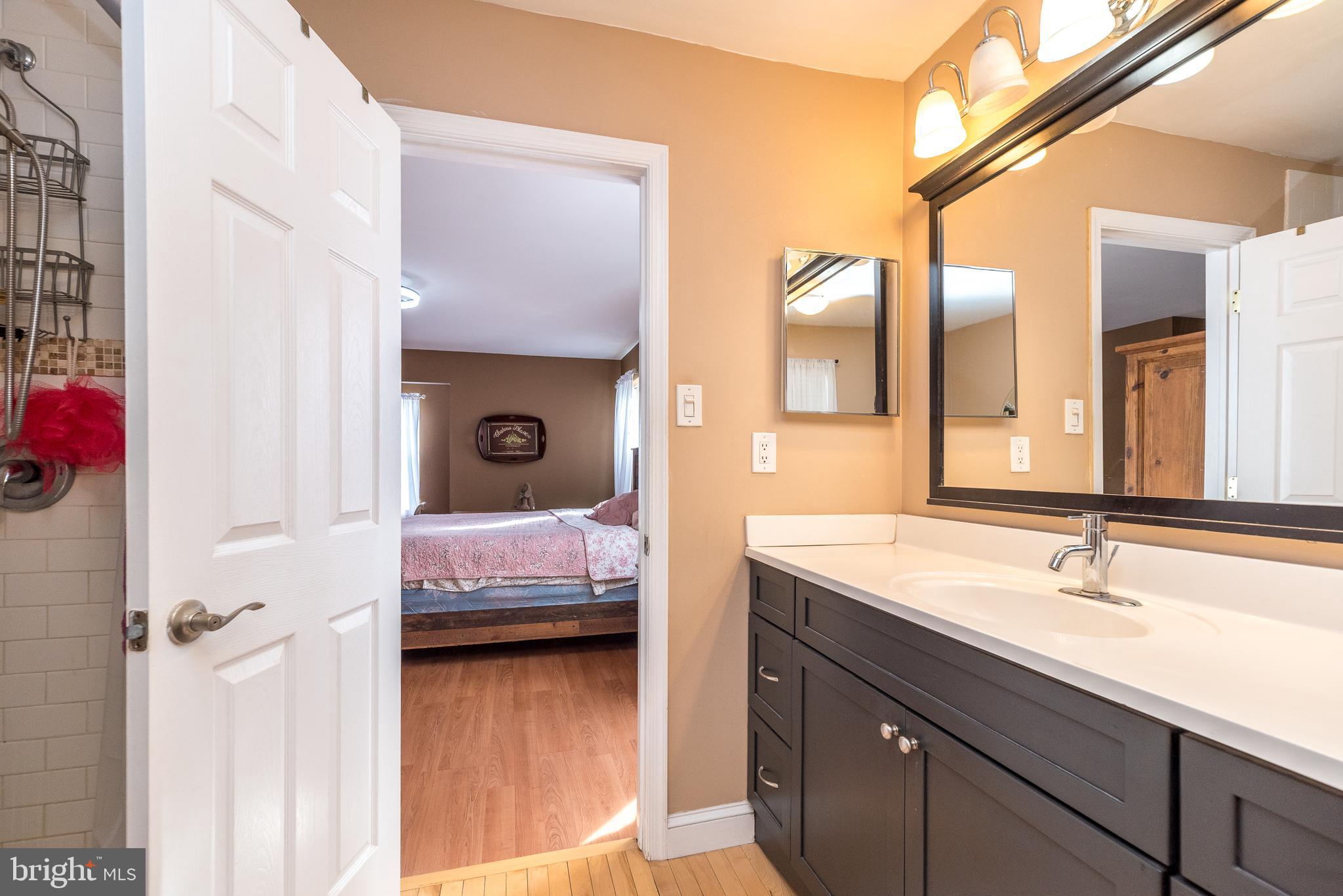 BUCKINGHAM SQ - Residential