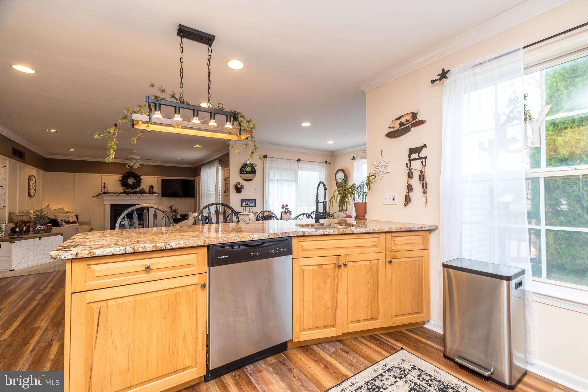 BUCKINGHAM SQ - Residential