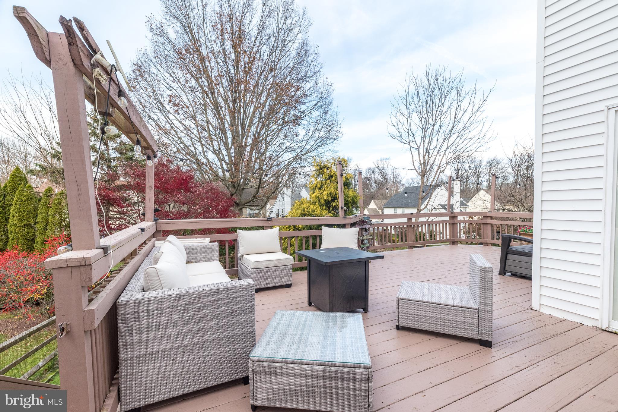 BUCKINGHAM SQ - Residential