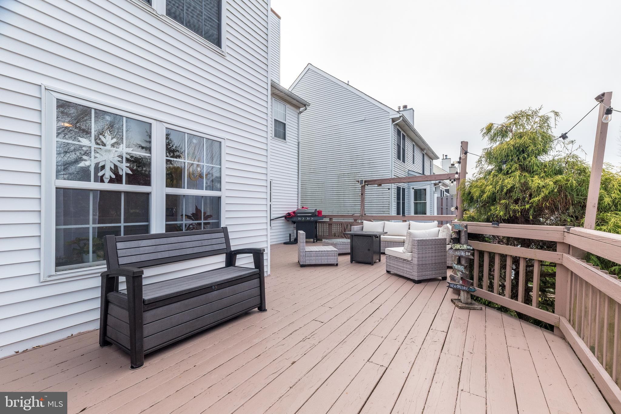 BUCKINGHAM SQ - Residential