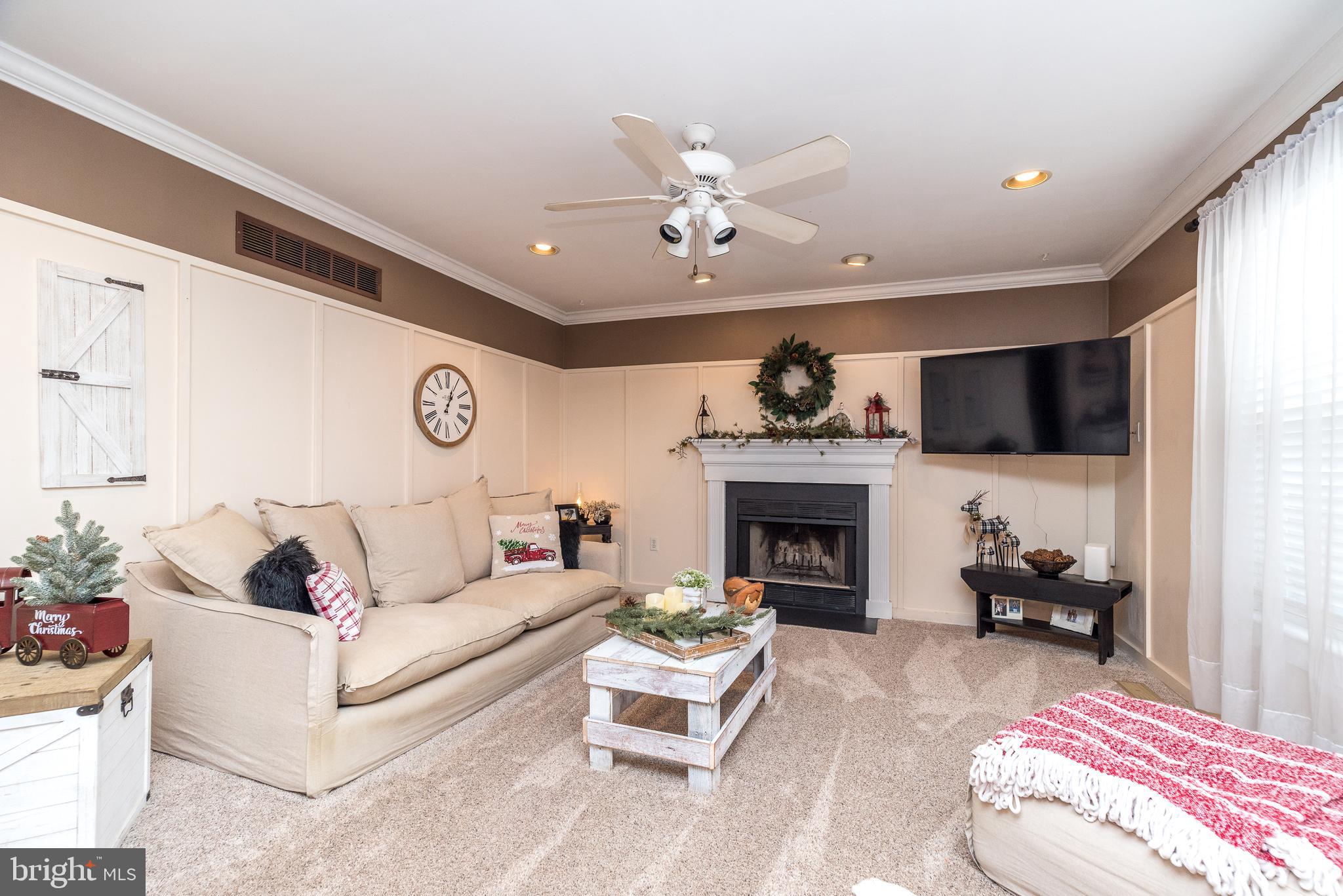 BUCKINGHAM SQ - Residential