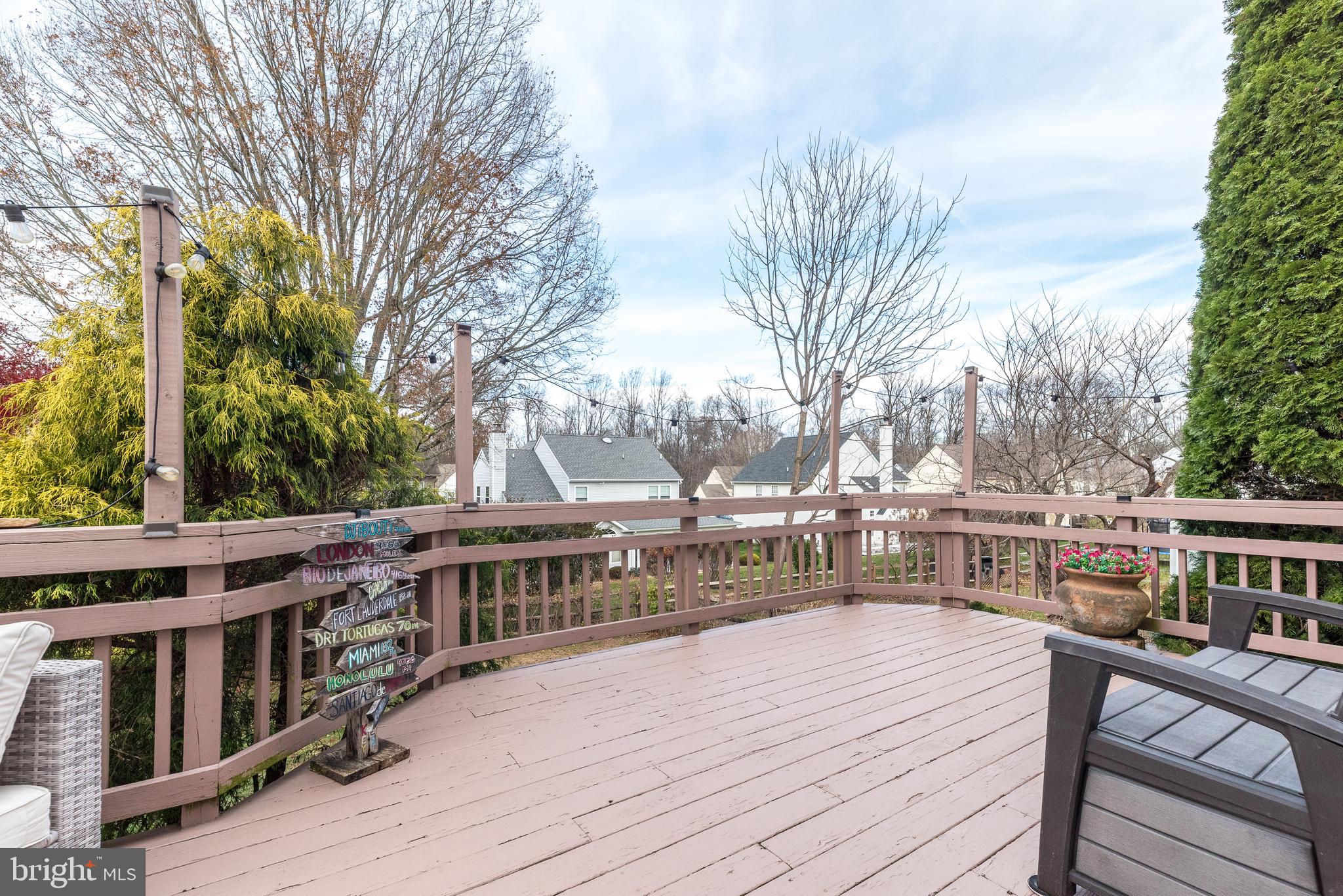 BUCKINGHAM SQ - Residential