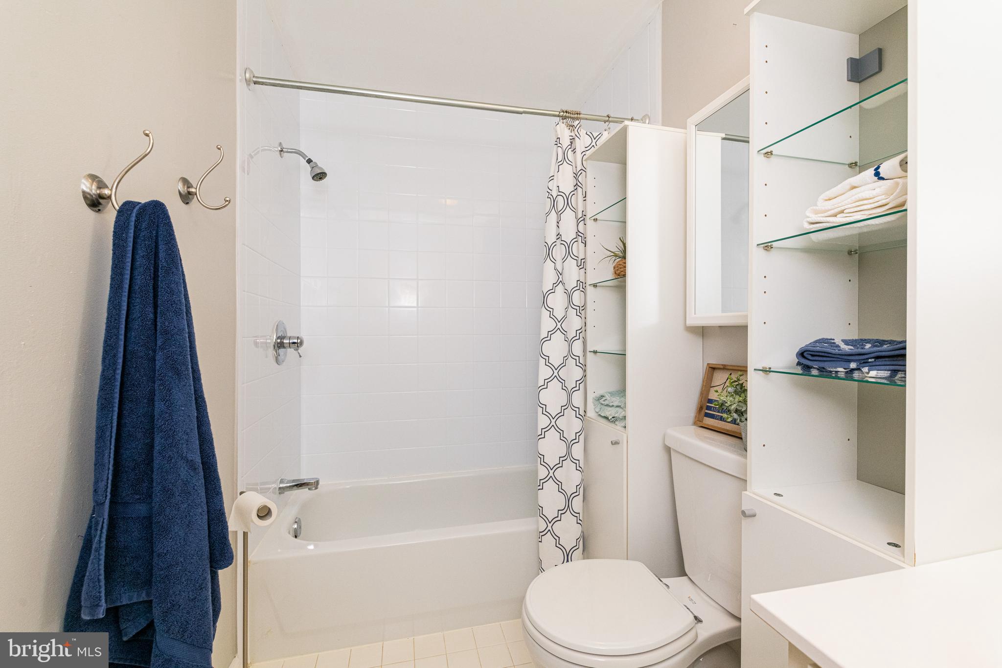 DULANEY VALLEY GARDENS - Residential