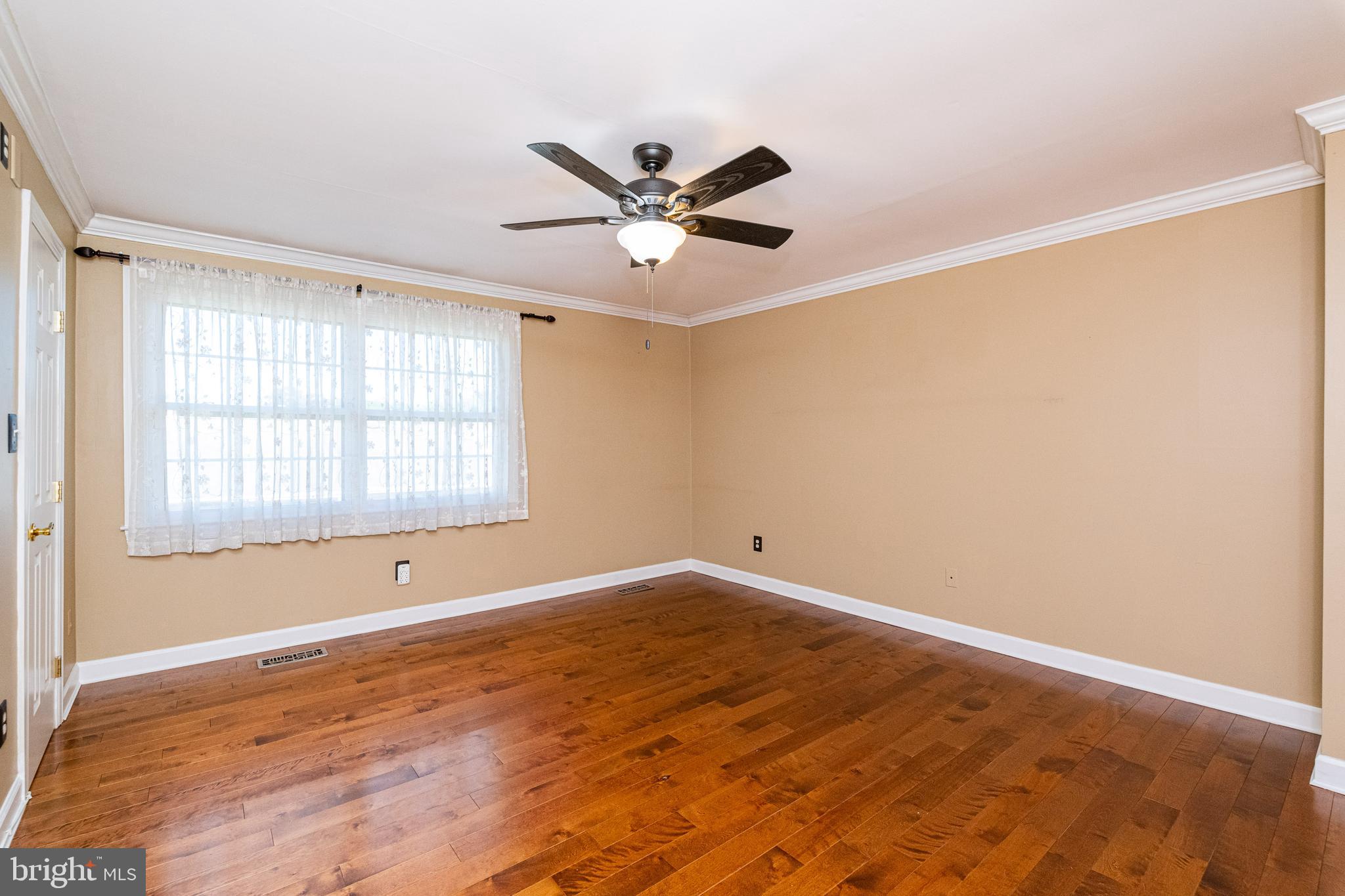 DULANEY VALLEY GARDENS - Residential