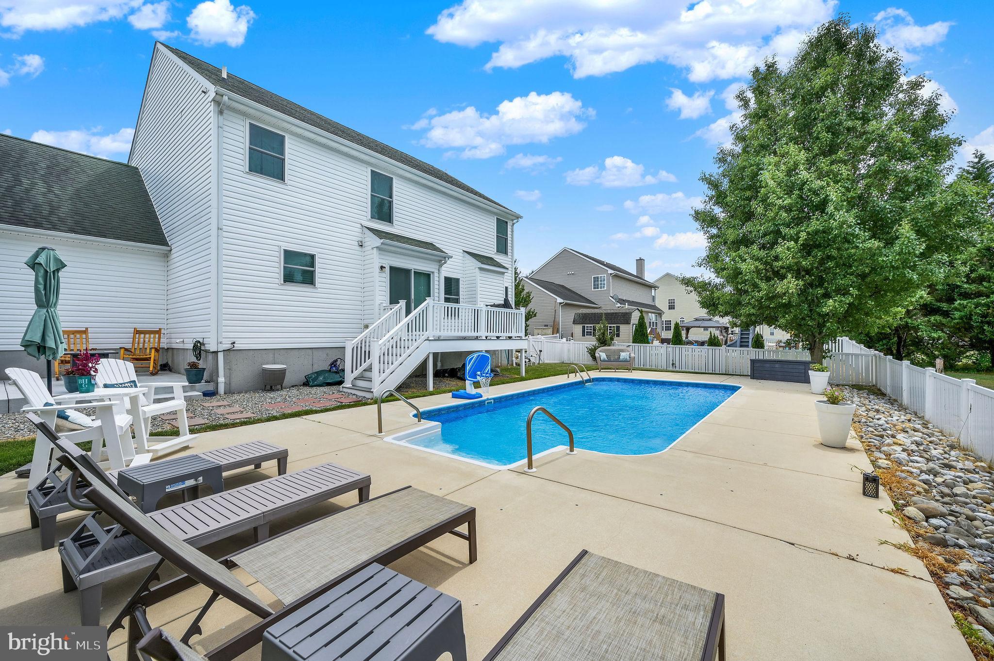 9 BIG POND DRIVE