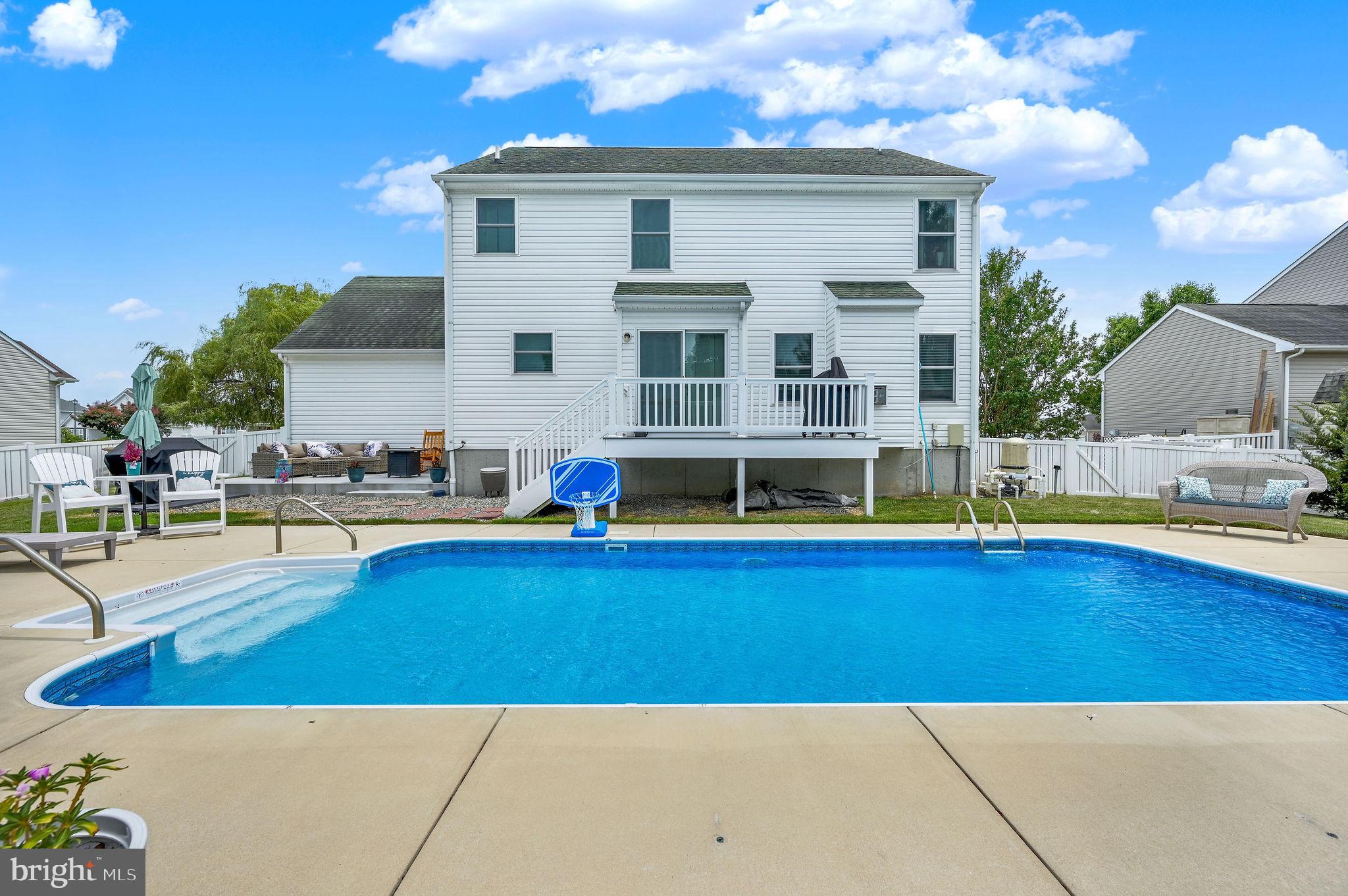 9 BIG POND DRIVE