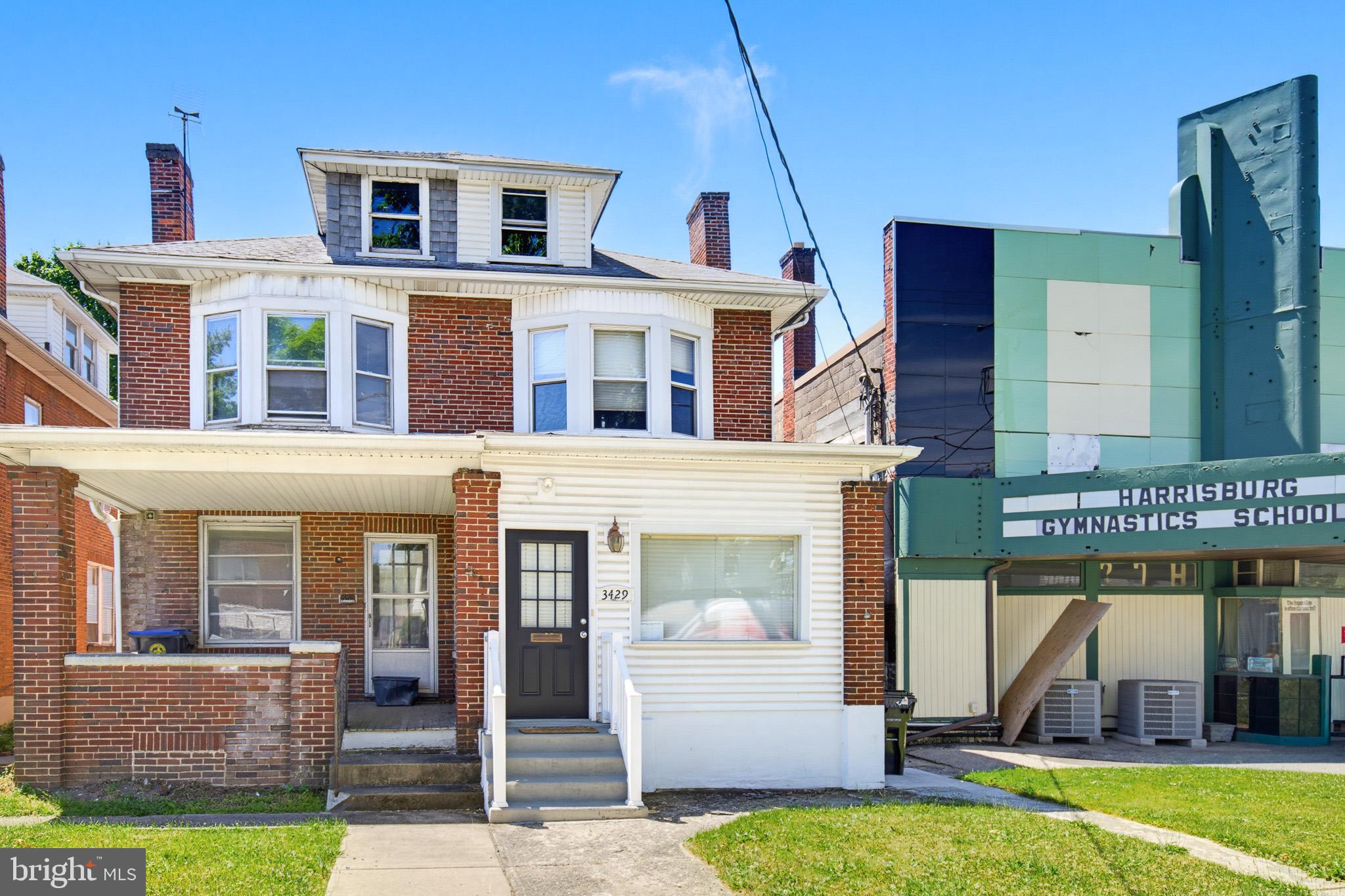 3429 DERRY STREET