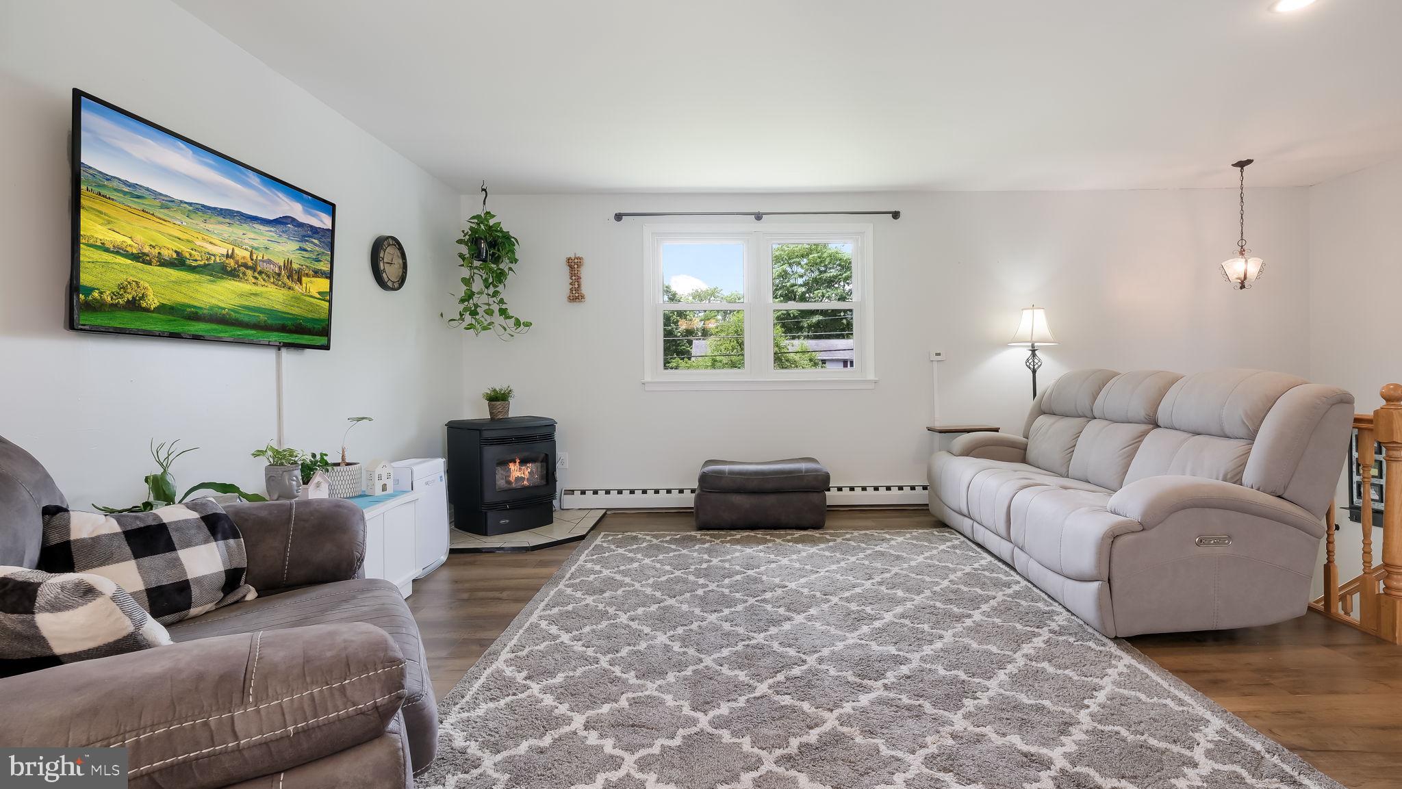 STONY HILL MANOR - Residential