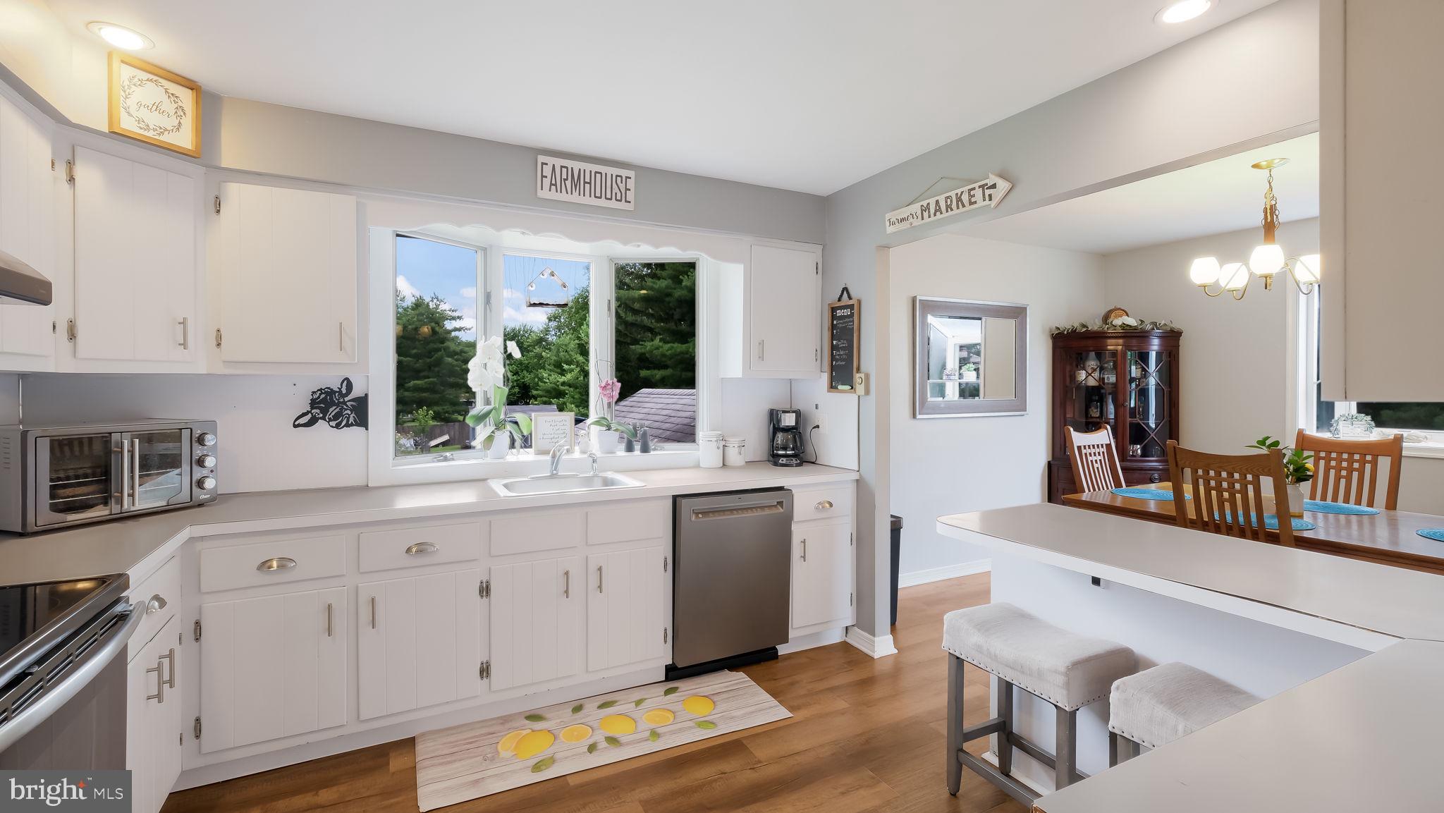 STONY HILL MANOR - Residential