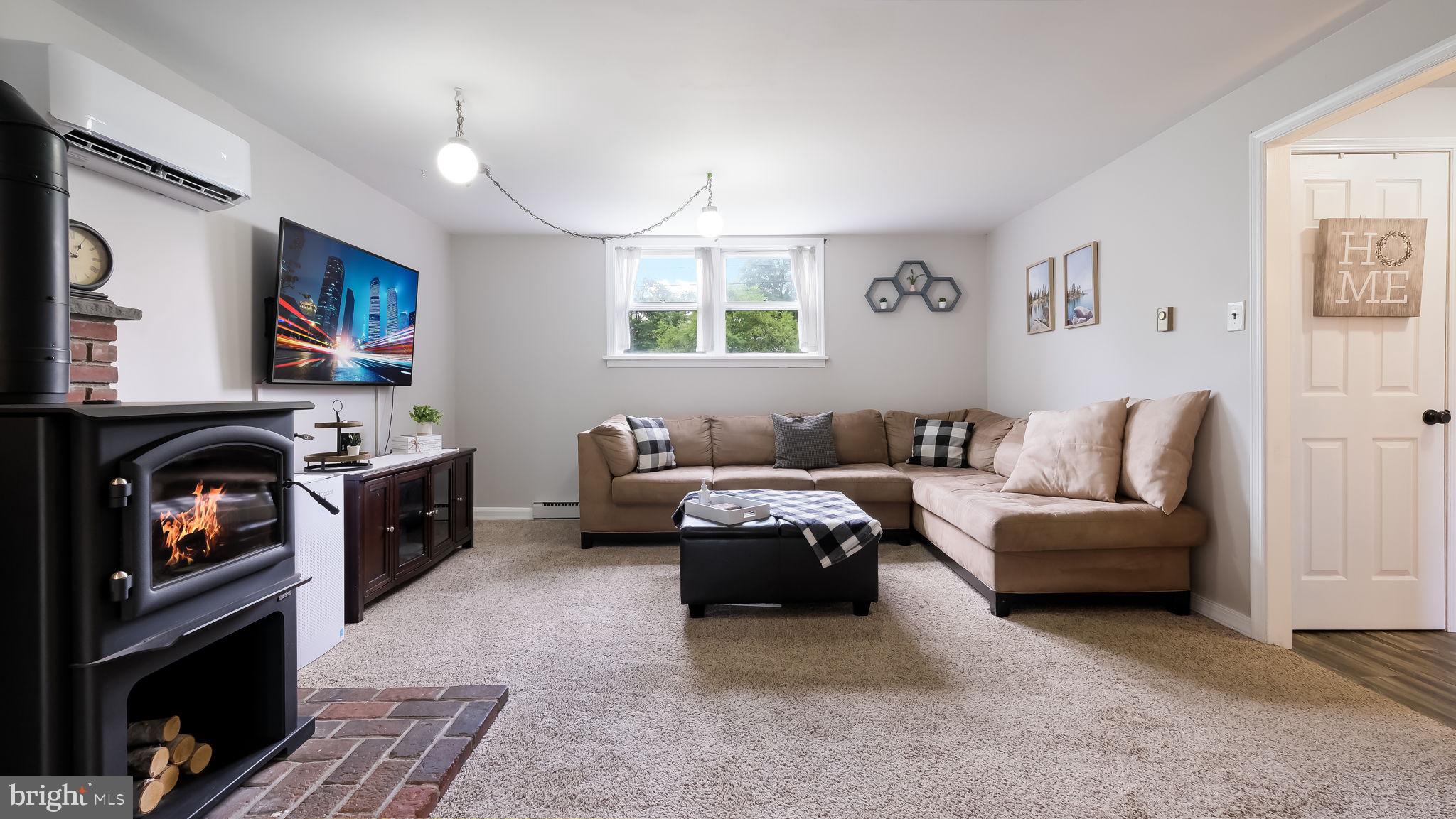 STONY HILL MANOR - Residential