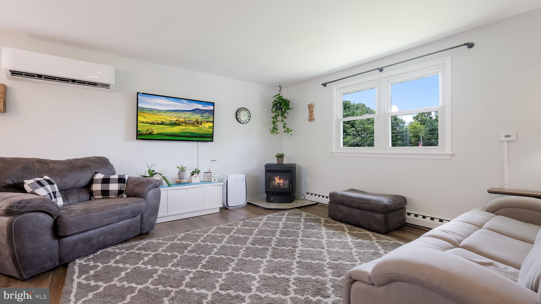 STONY HILL MANOR - Residential